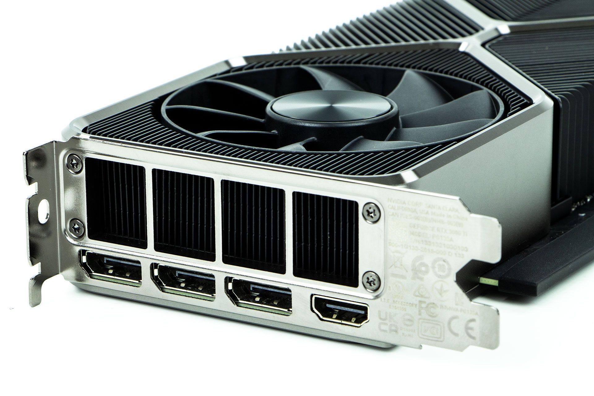 GeForce RTX 3080 Ti - porty