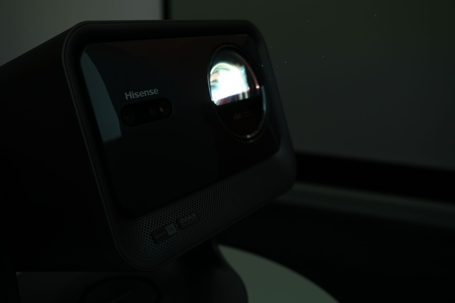 Hisense C2 Ultra - lampa