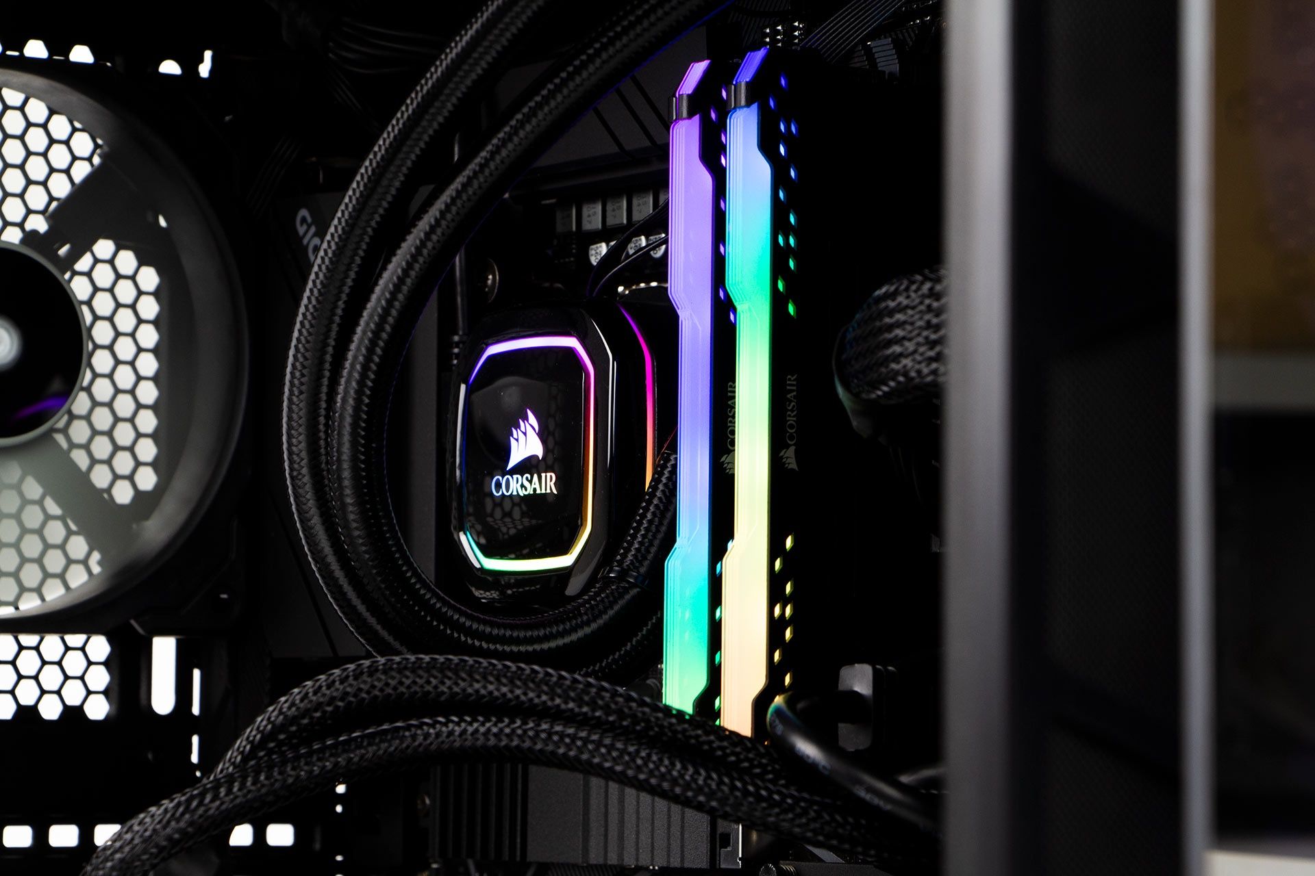 Optimus E-Sport Extreme GZ590T - ładna bestia!