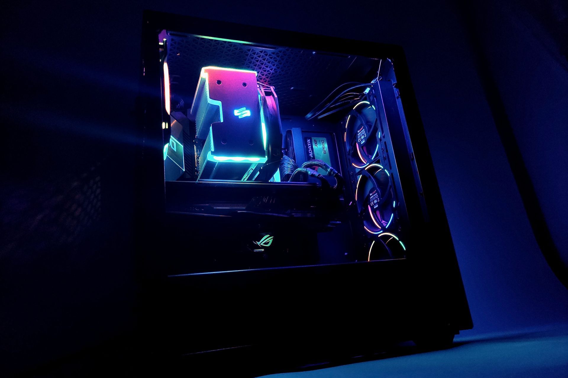 be quiet! Pure Base 500 FX - podświetlenie ARGB LED