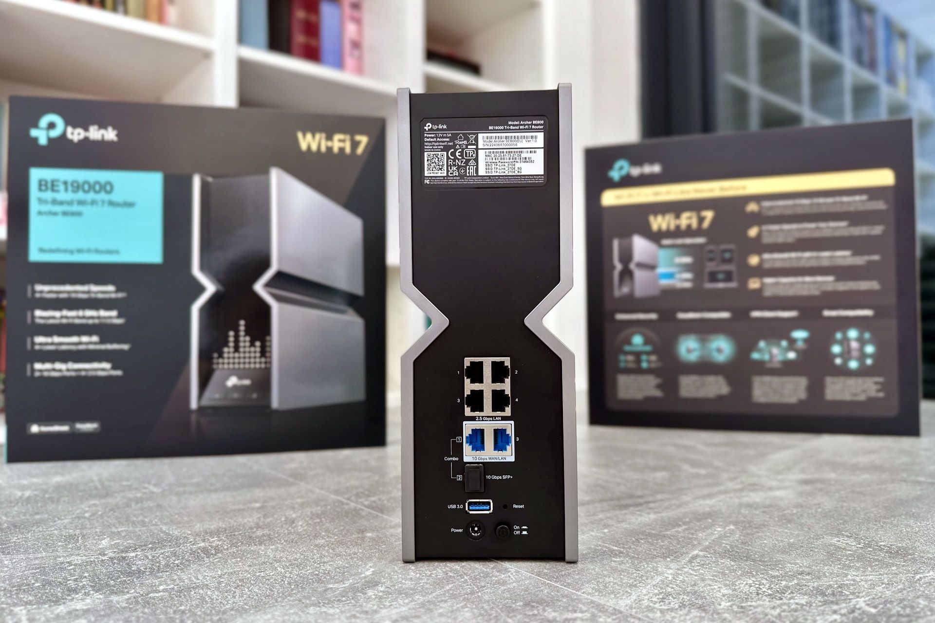 TP-Link Archer BE800 - z tyłu