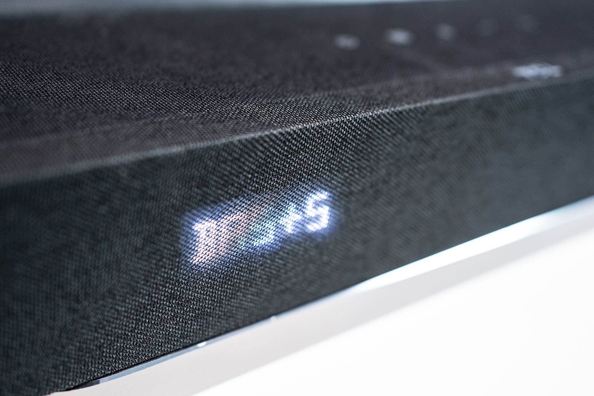 TCL TS-8132 - Soundbar z subwooferem - wyświetlacz
