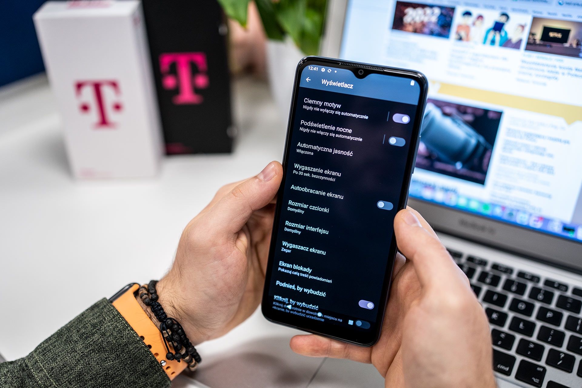 T Phone 5G