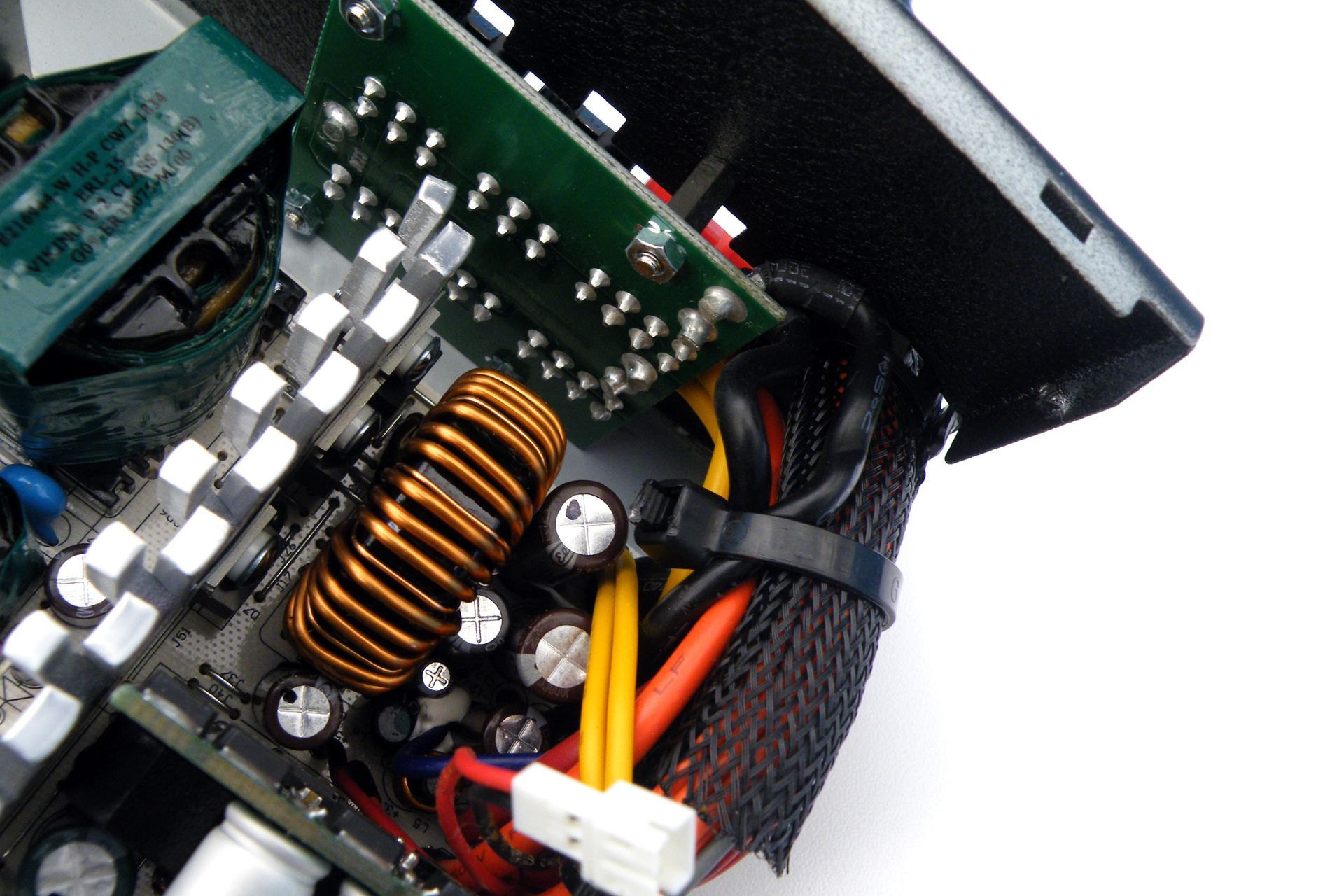 Chieftec Photon Gold 650W - wnętrze