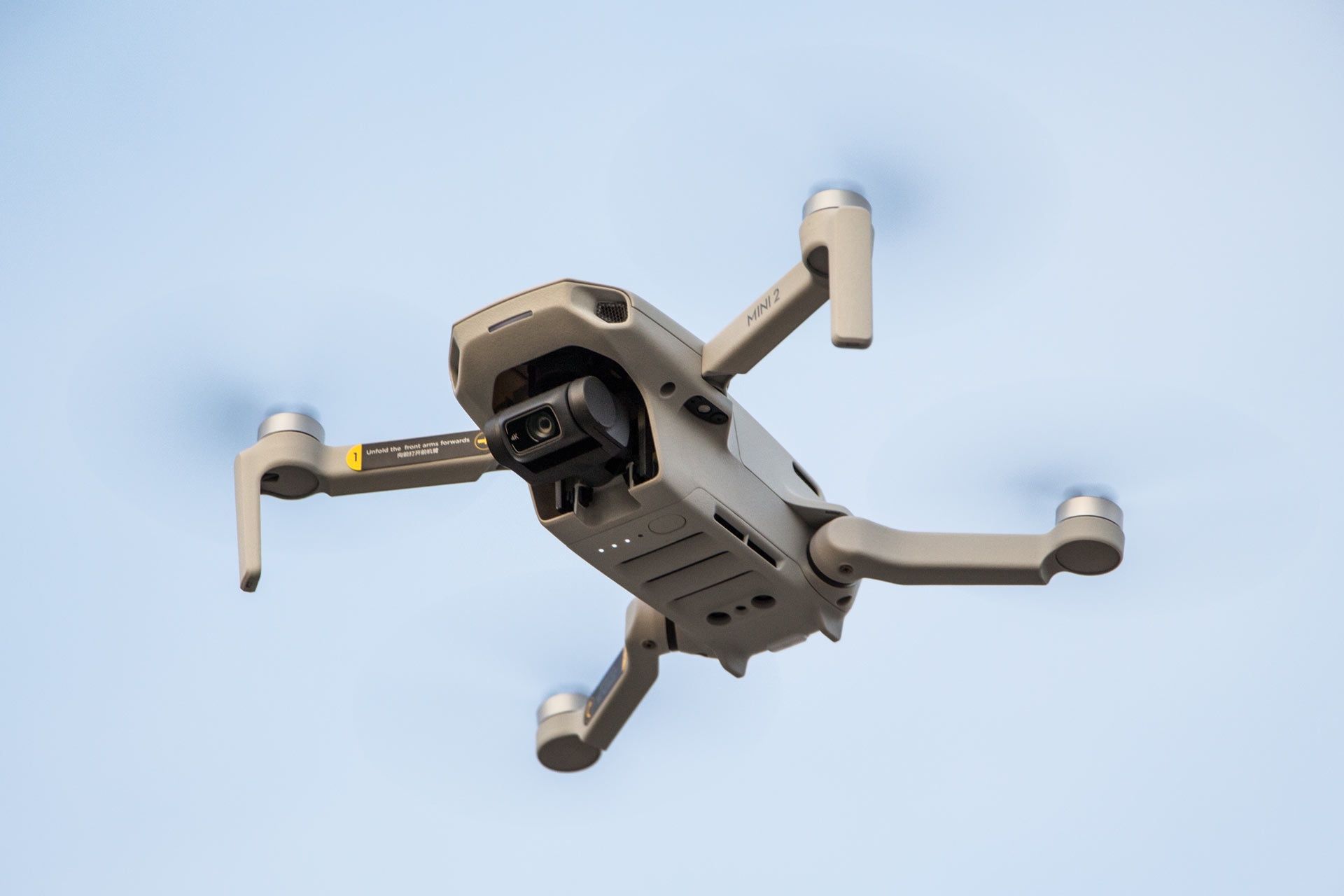 DJI Mini 2 - ujęcie z dołu