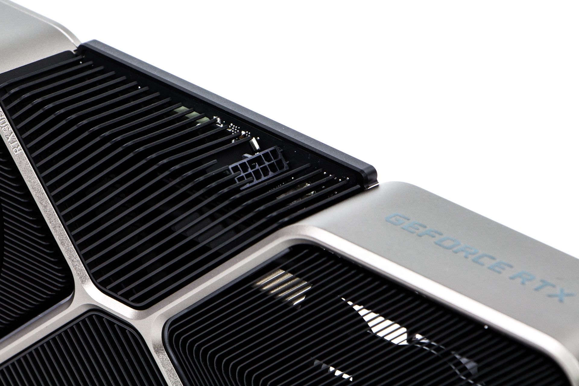 GeForce RTX 3080 FE - 12-pinowe gniazdko zasilania