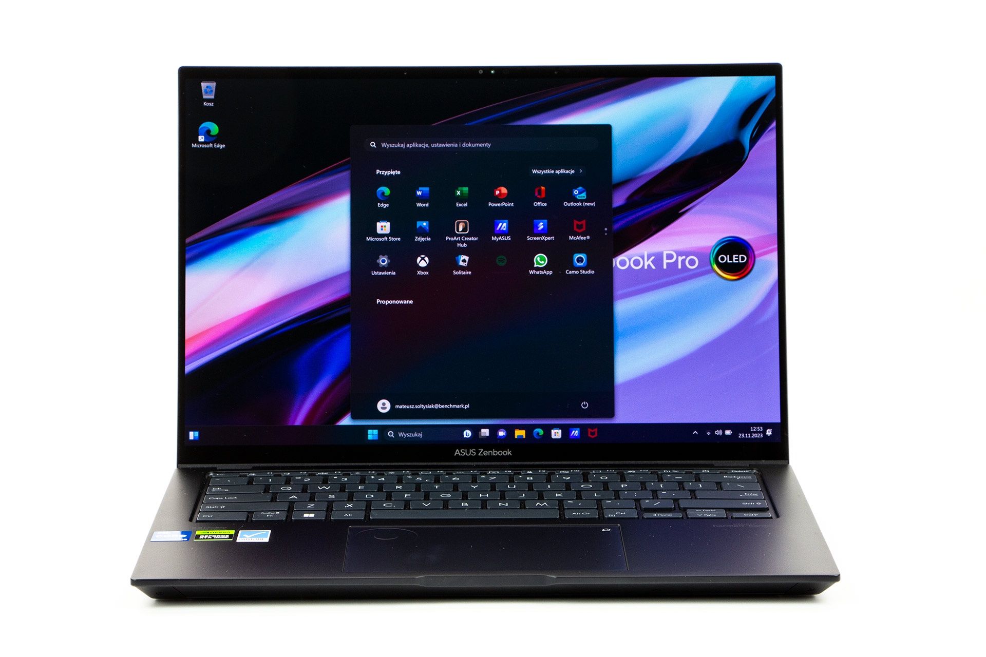 ASUS Zenbook Pro 14 UX6404 - matryca od przodu