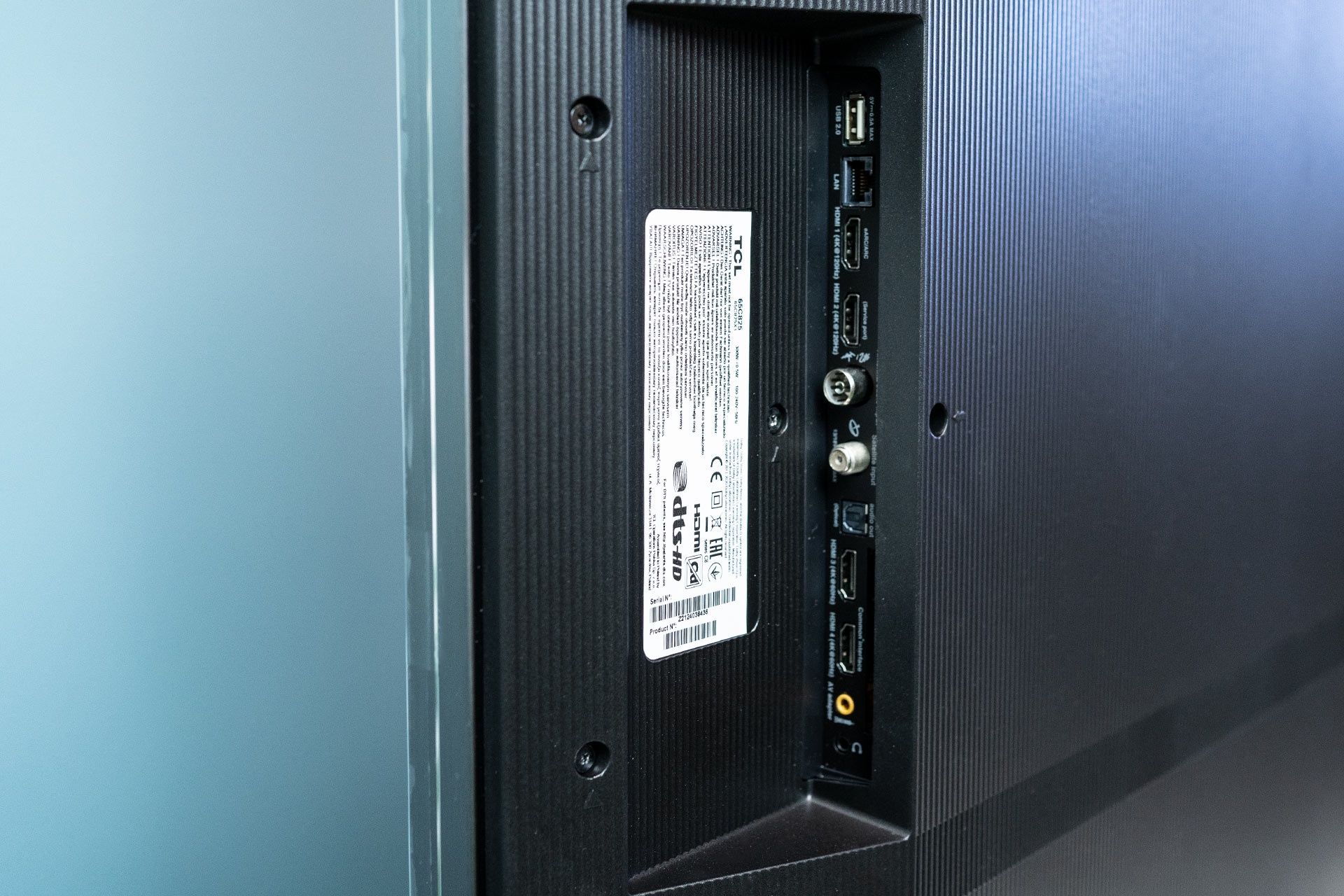 TCL 65C825 - złacza