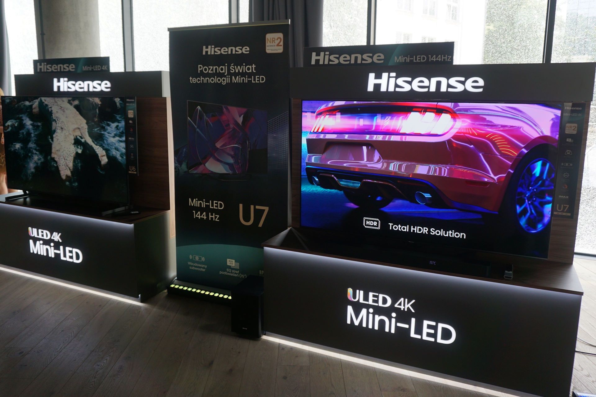 Hisense U6 i U7