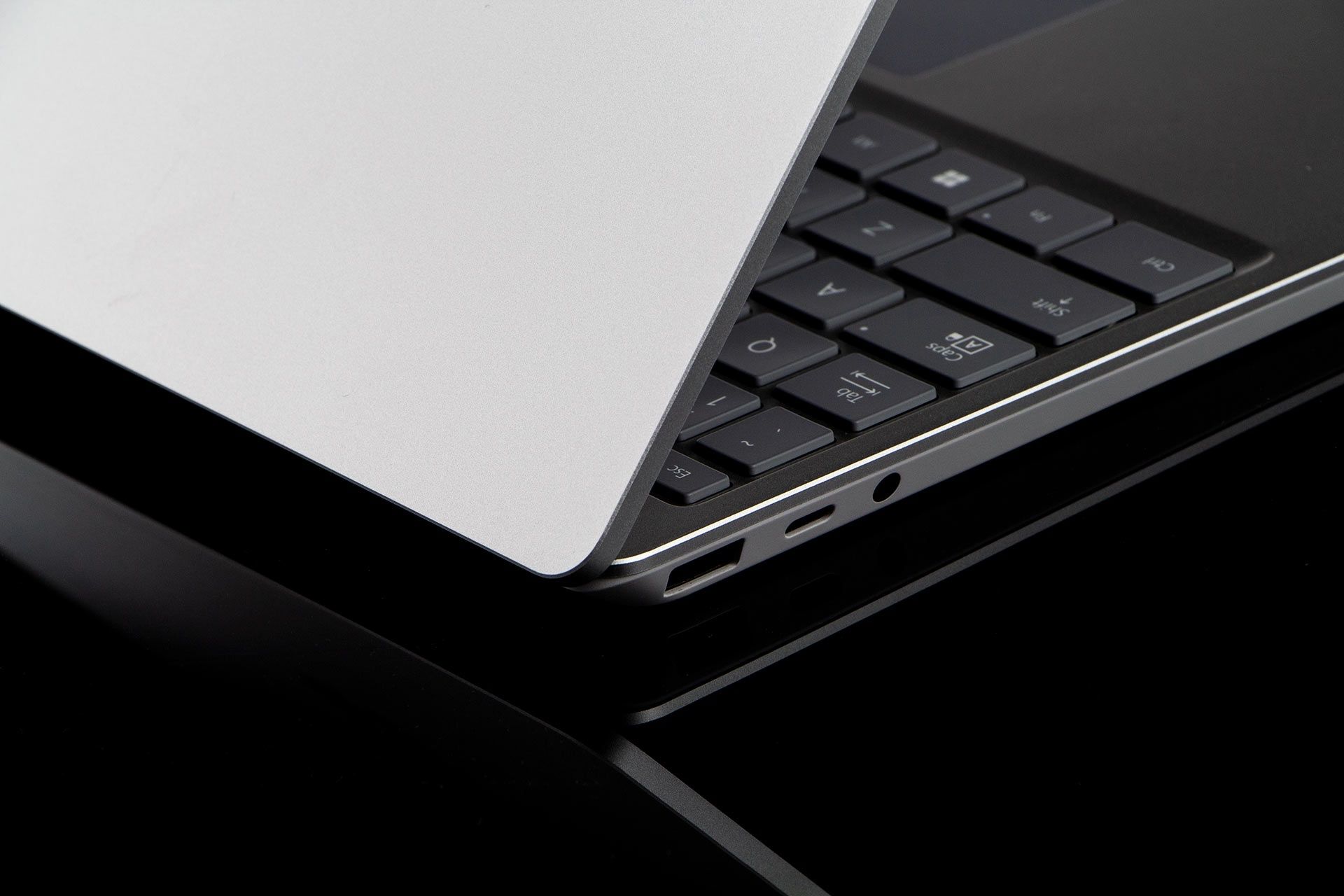 Surface Go 2 porty