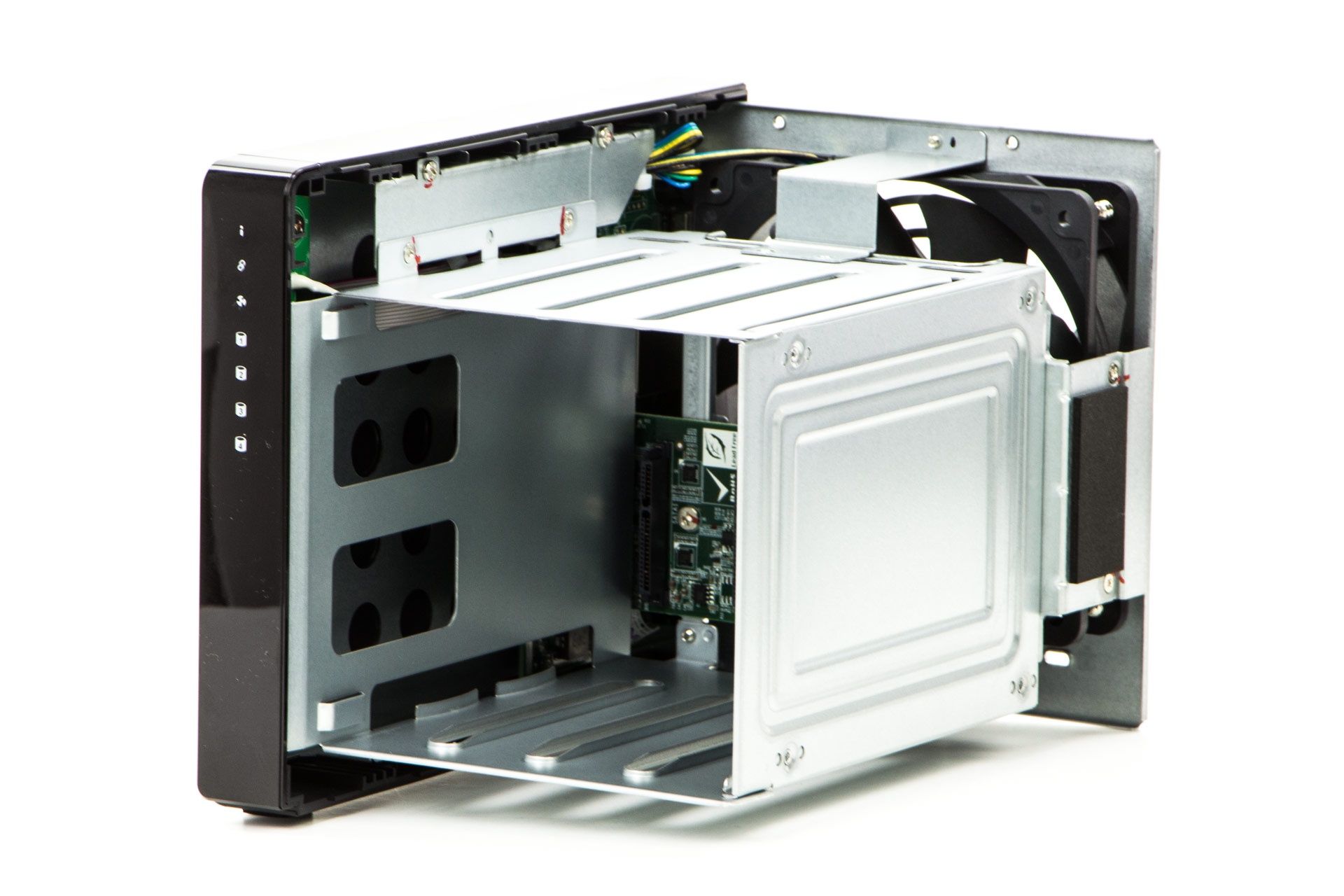 QNAP TL-D400S - wnętrze