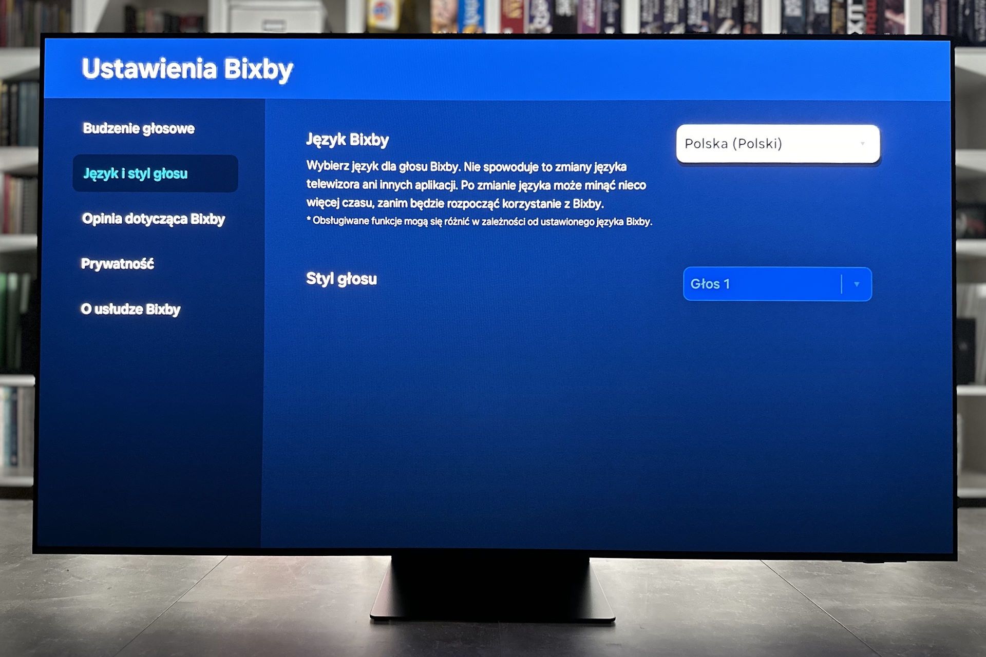 Samsung OLED S95D - bixbi po polsku