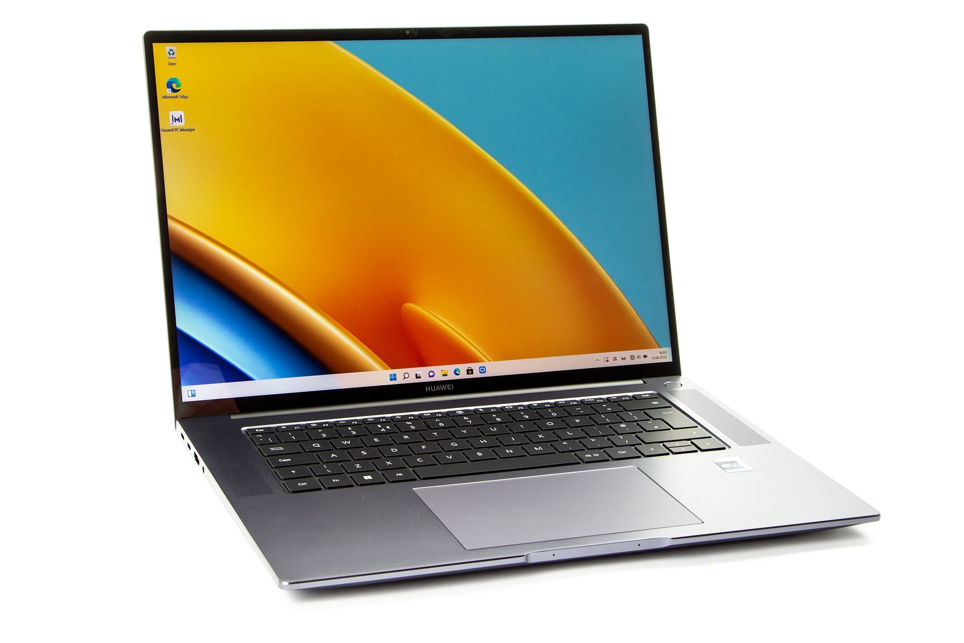 Huawei MateBook 16s - z półprofilu