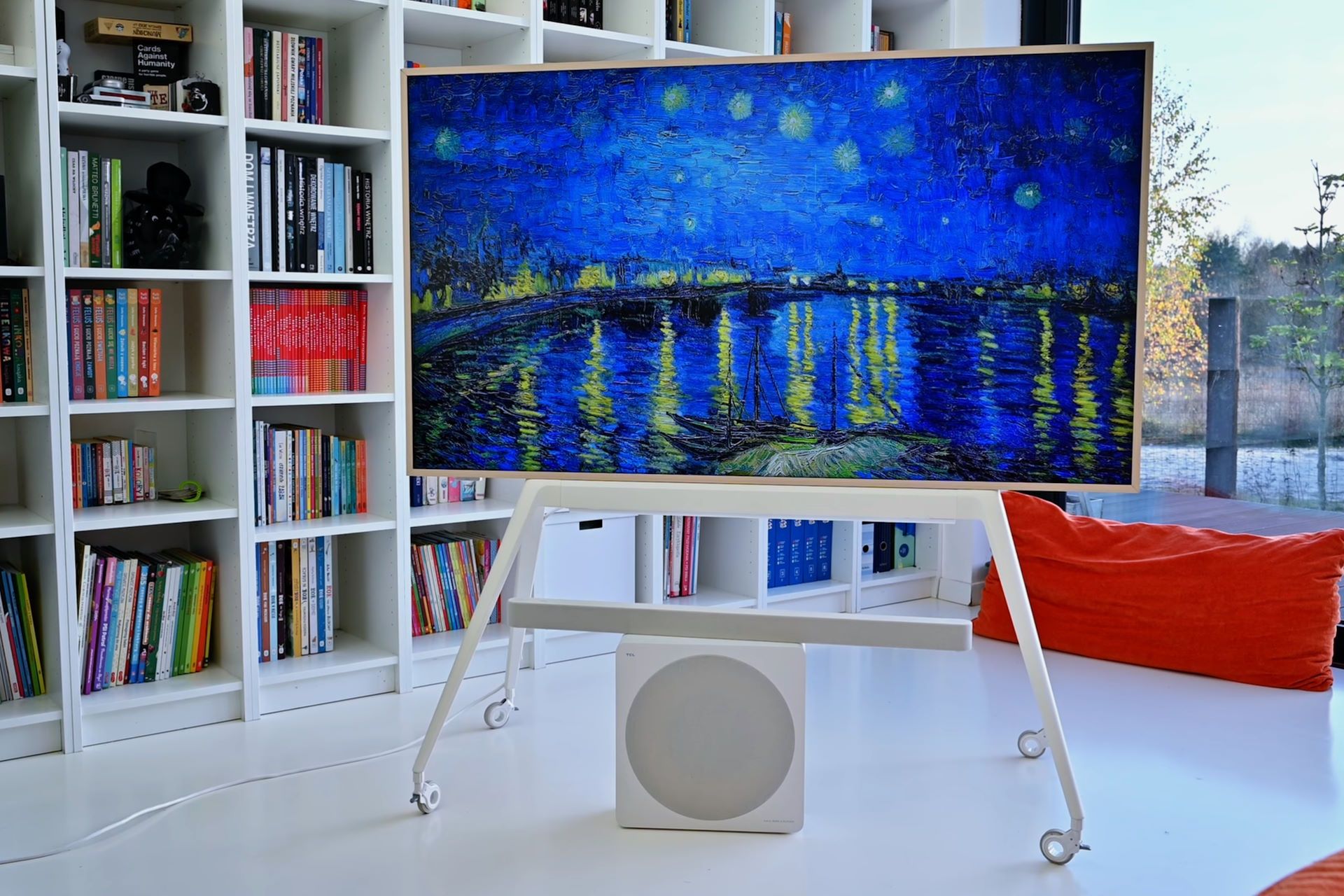 TCL NXTFrame A300 Pro - telewizor na stelażu