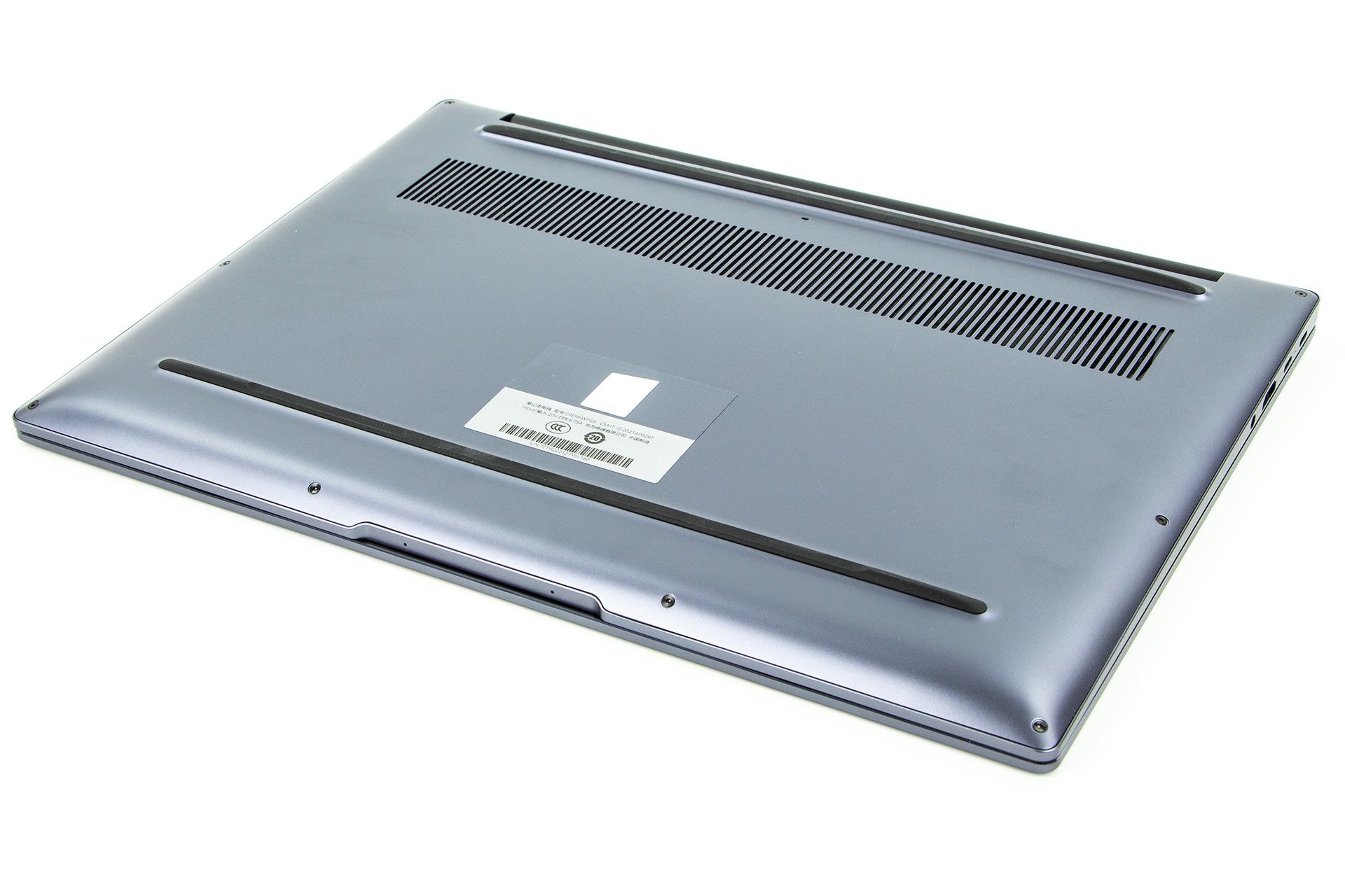 Huawei MateBook 16 spód