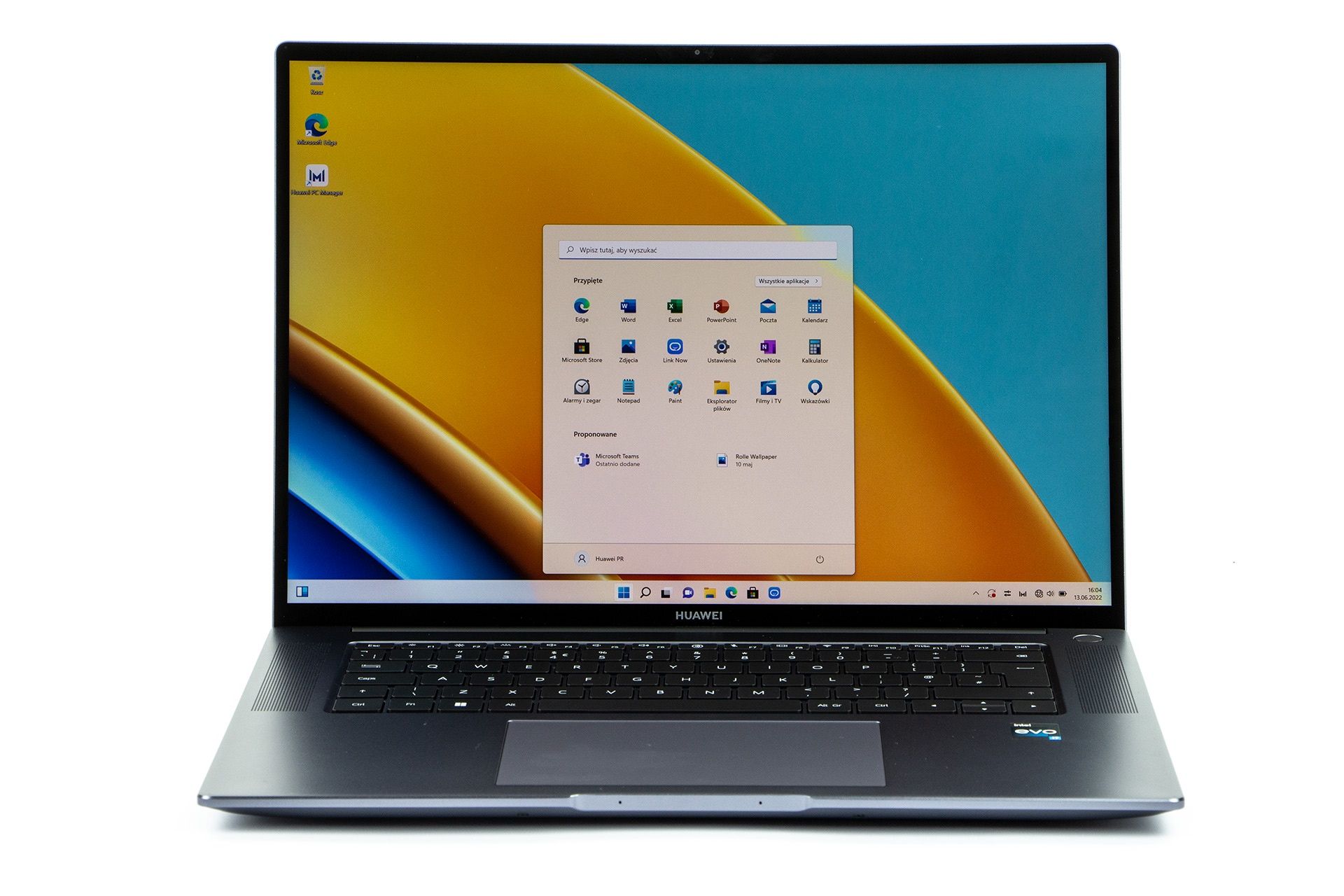Huawei MateBook 16s - od przodu