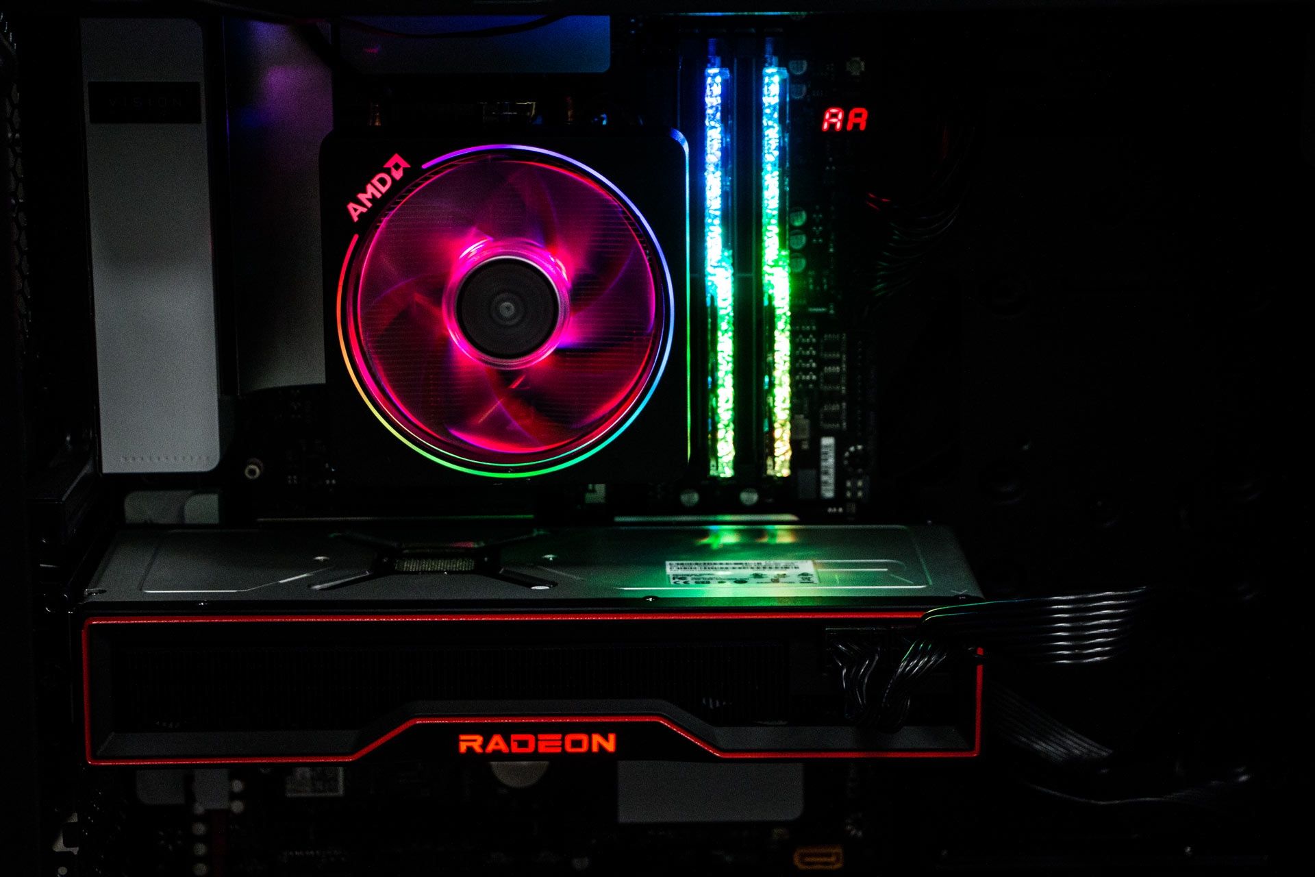 G.Skill Trident Z Royal 32 GB 4000 MHz w komputerze z kartą Radeon RX 6800