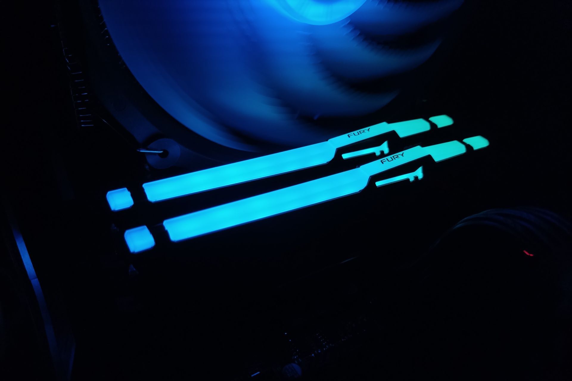 Kingston Fury Beast DDR5 RGB - podświetlenie RGB LED
