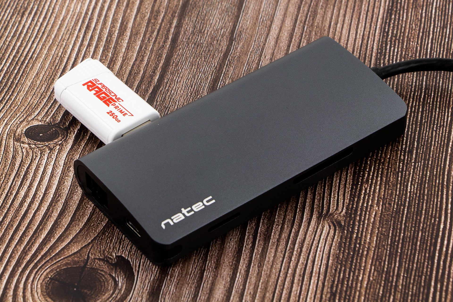 Natec Fowler 2 - z podłączonym pendrive