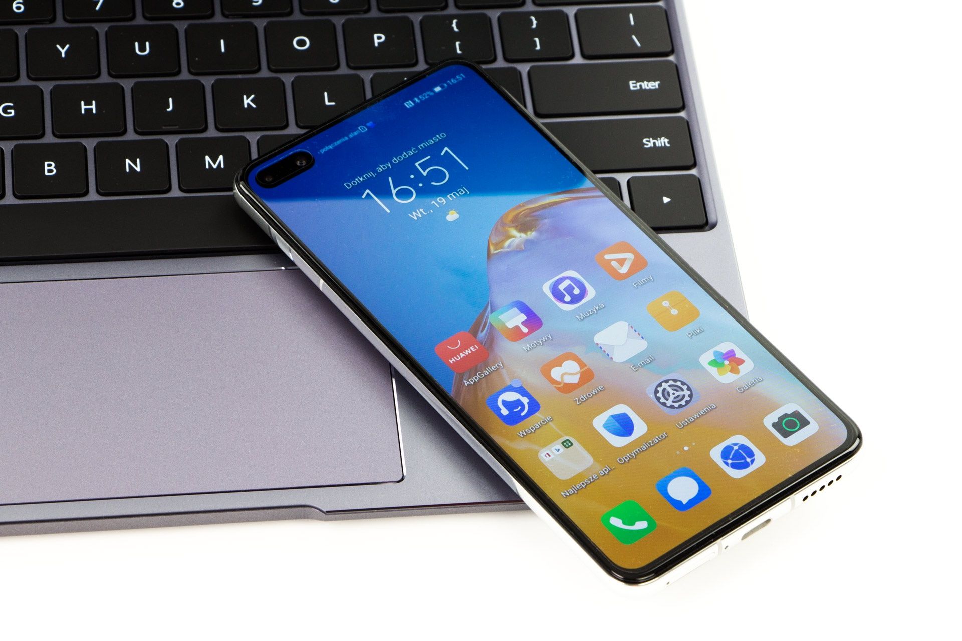 Huawei MateBook 13 2020 - Wykorzystanie NFC