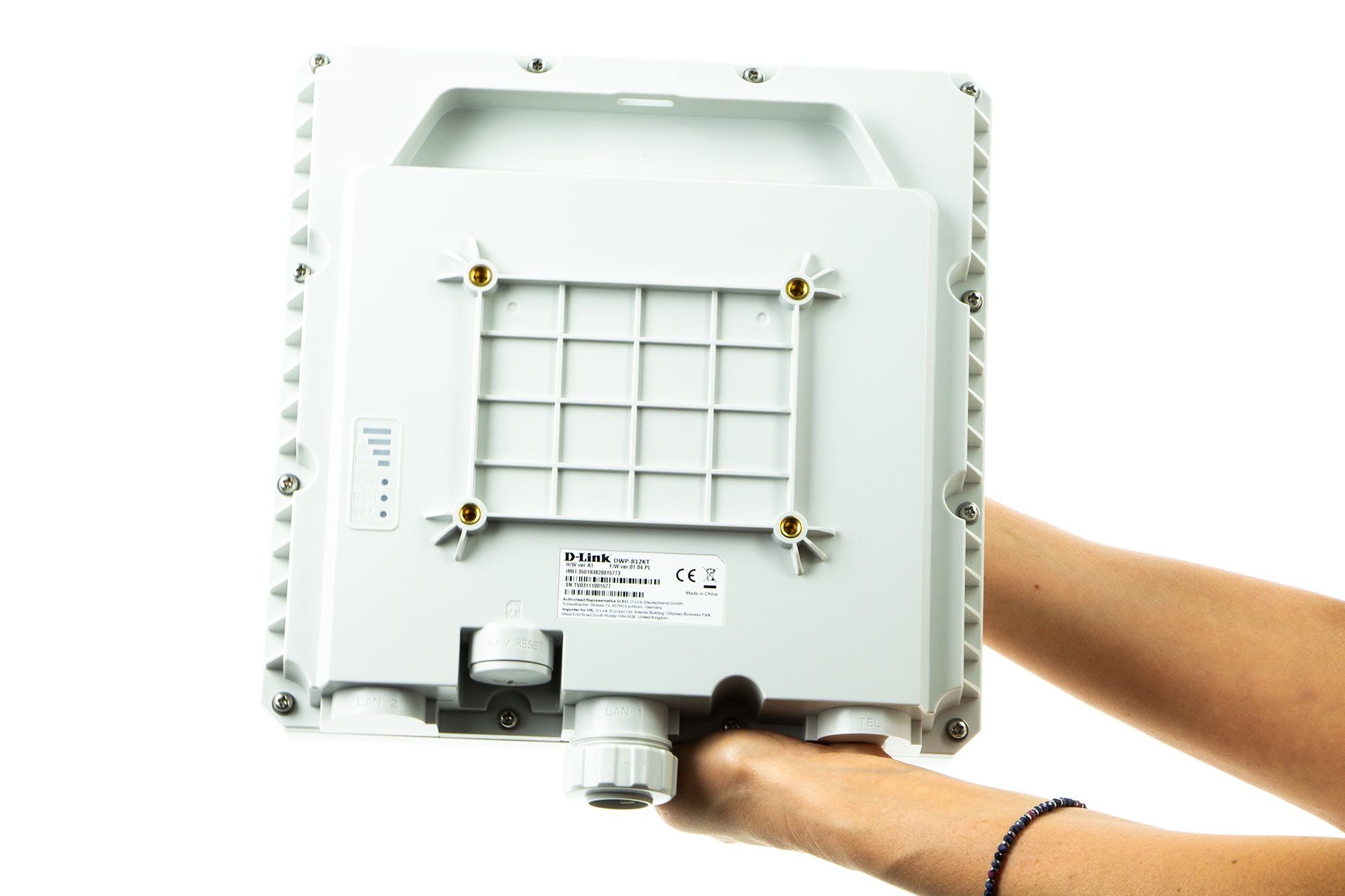 D-Link DWP-812KT - od tyłu