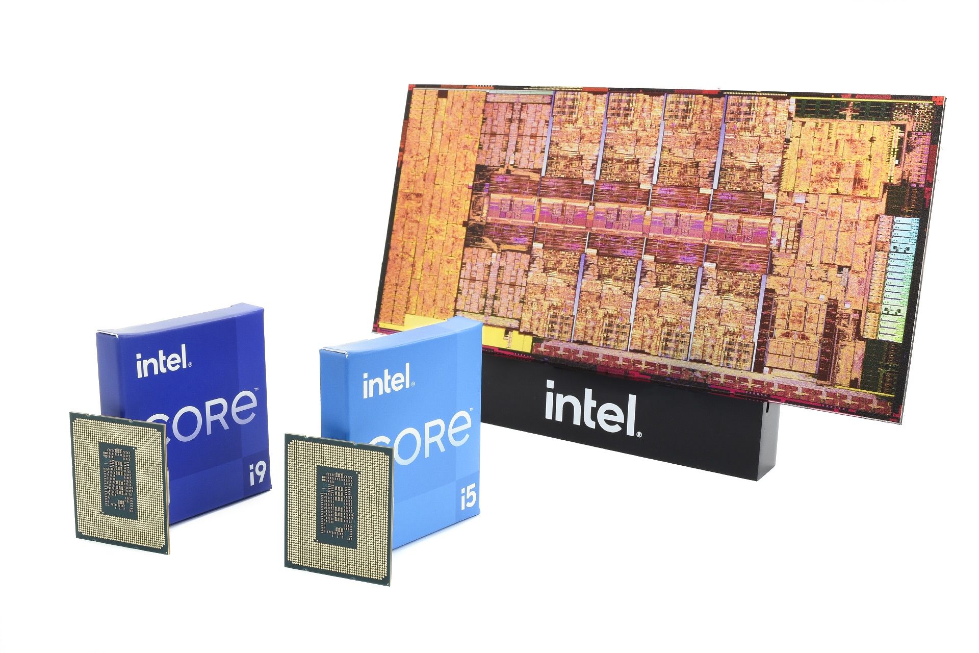 Intel Core i9-12900K i Core i5-12600K