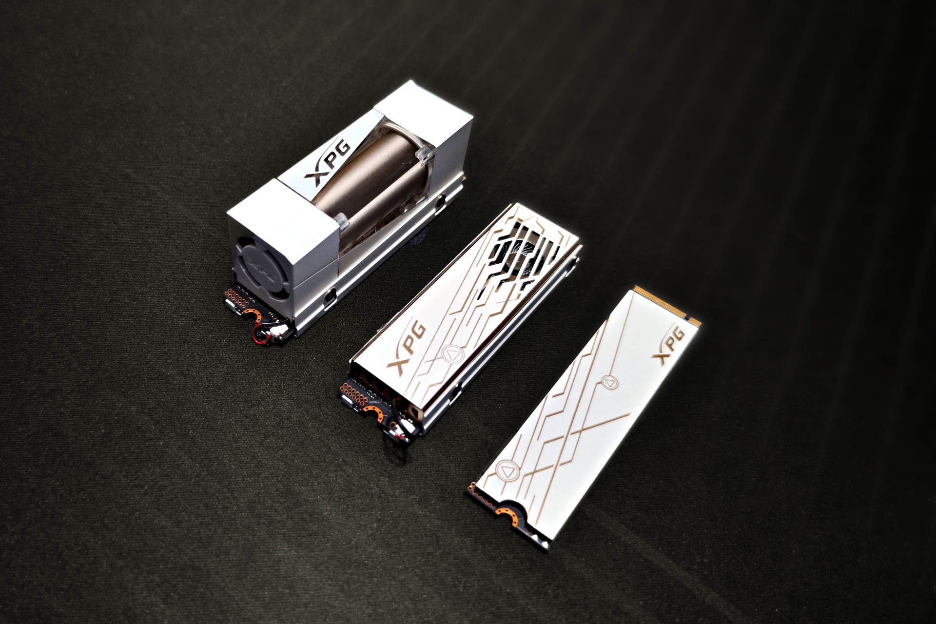 ADATA XPG MARS 980 Blade, Pro i Storm