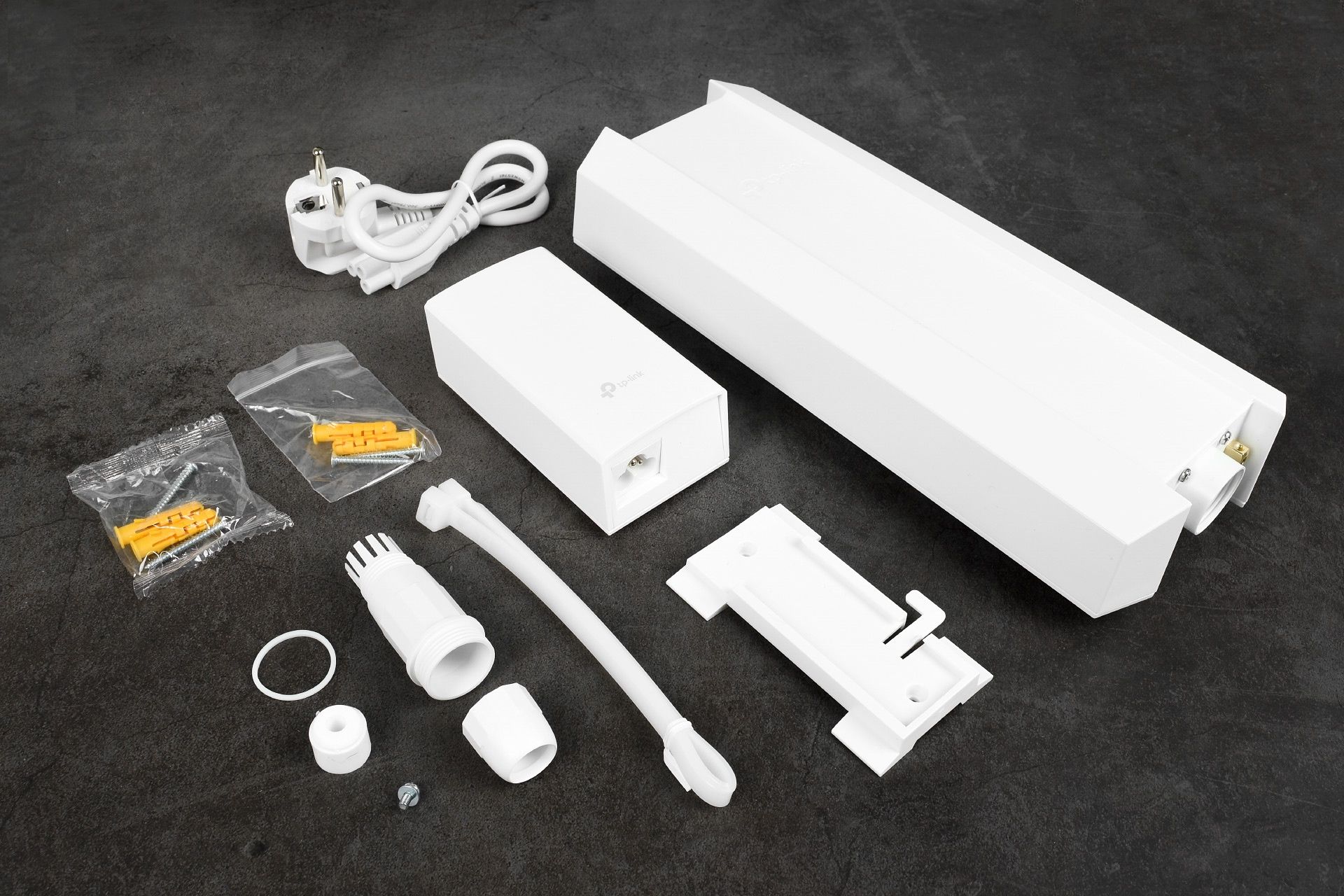 TP-Link OMADA EAP610-Outdoor - zawartość zestawu