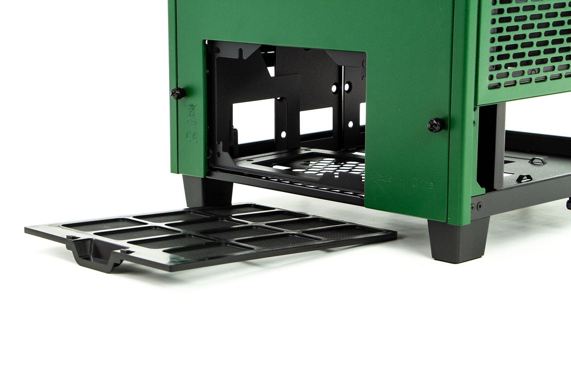 Thermaltake The Tower 100 Racing Green