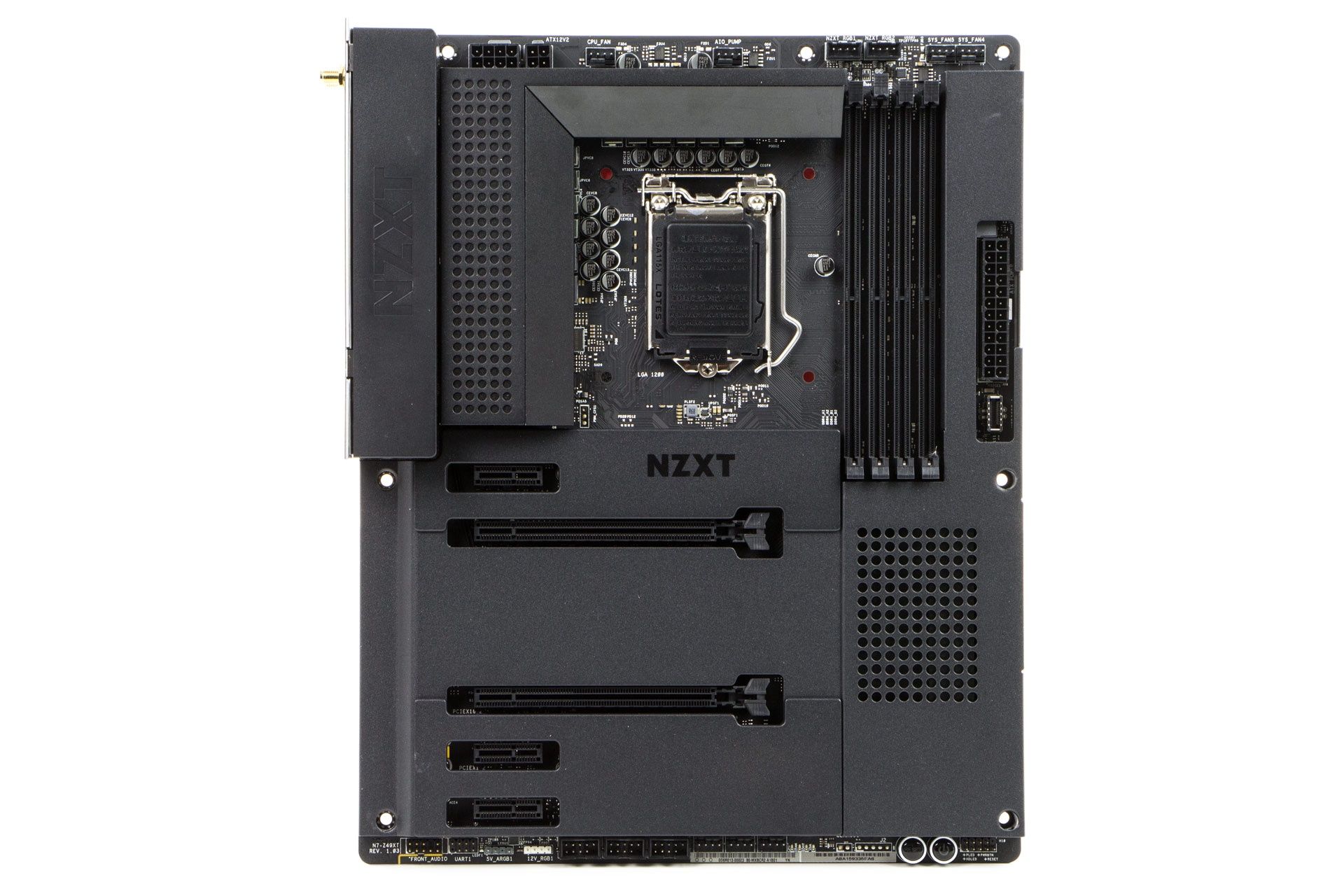 NZXT N7 Z490 - z przodu