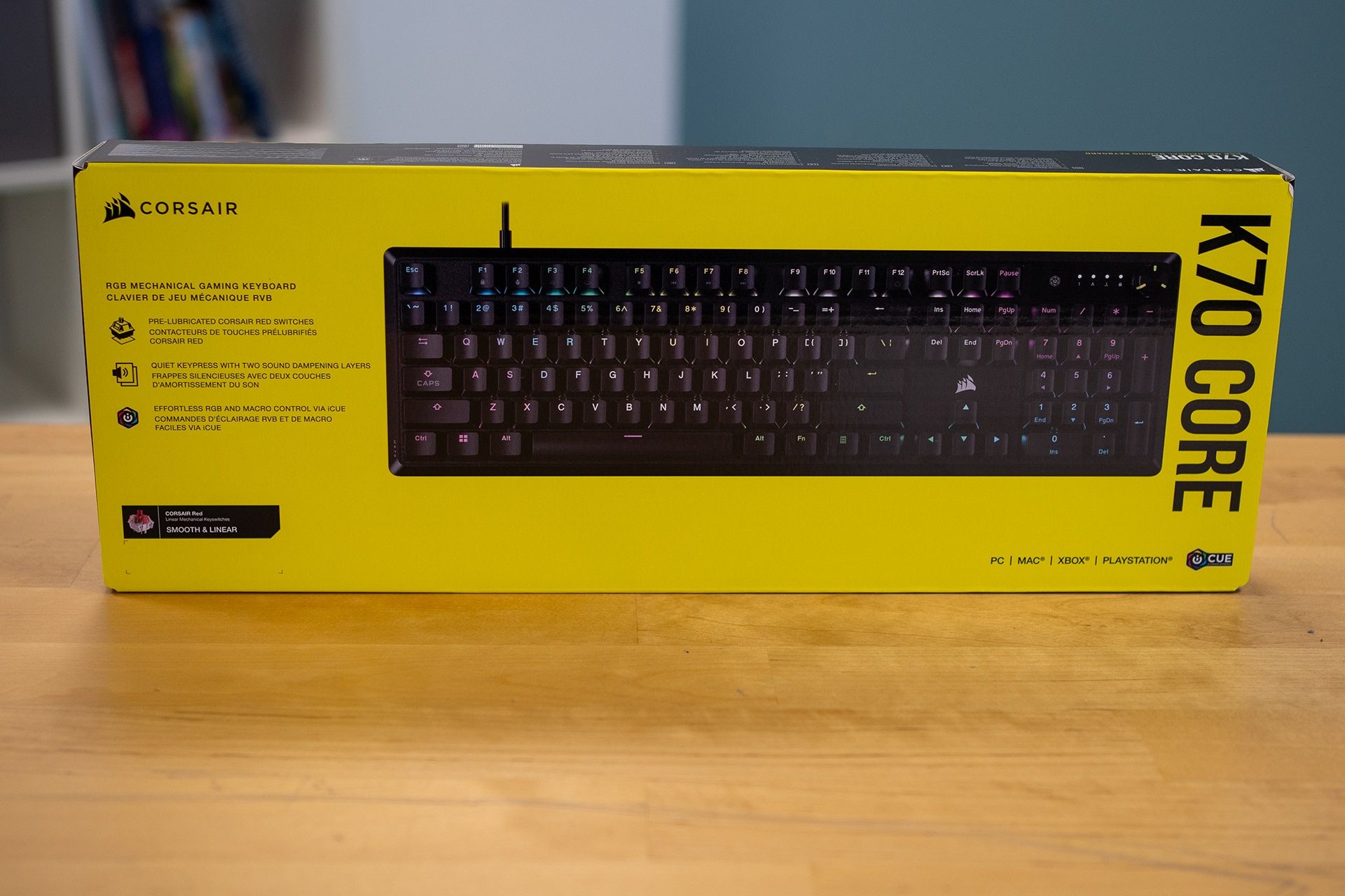 Corsair K70 Core - pudełko