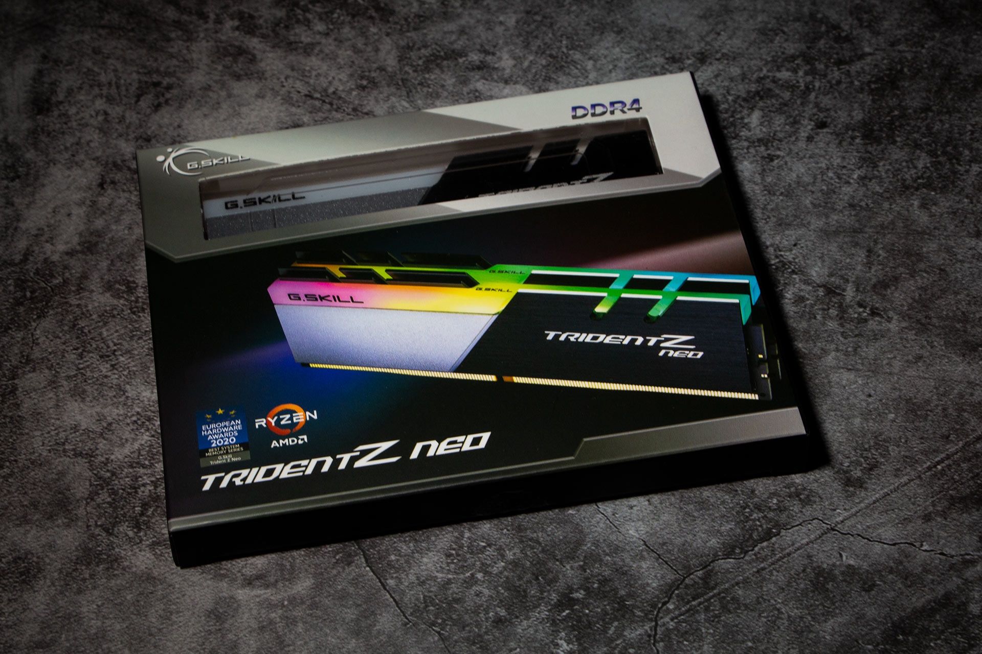 G.Skill Trident Z Neo 2 x 8 GB w pudełku