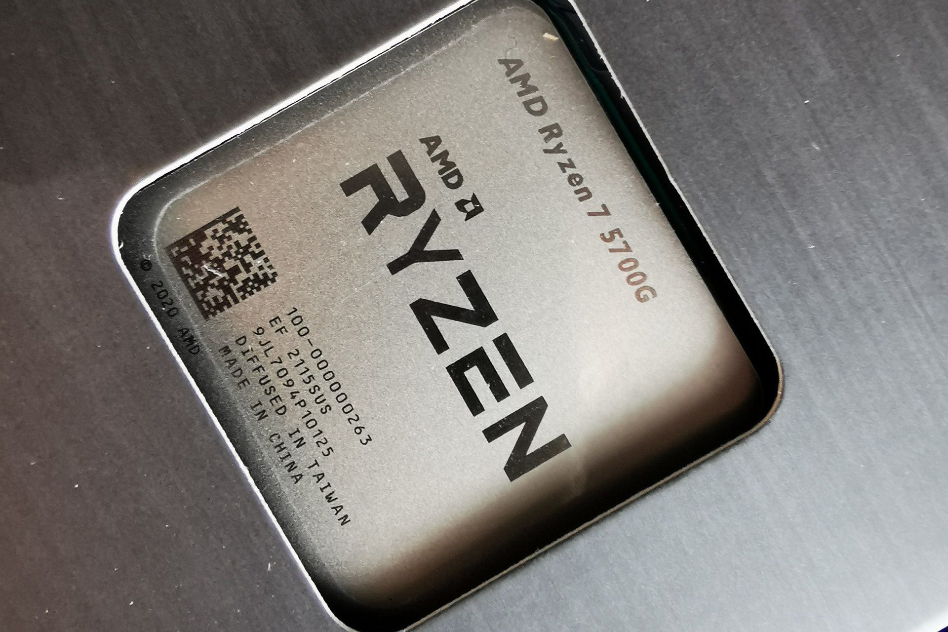 AMD Ryzen 7 5700G