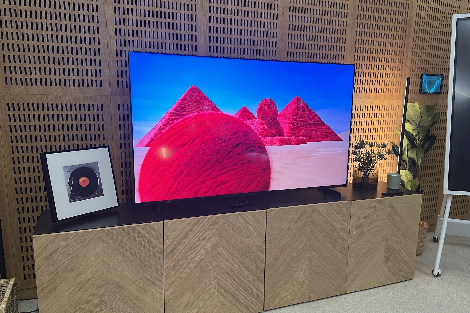 Samsung Micro RGB M85H