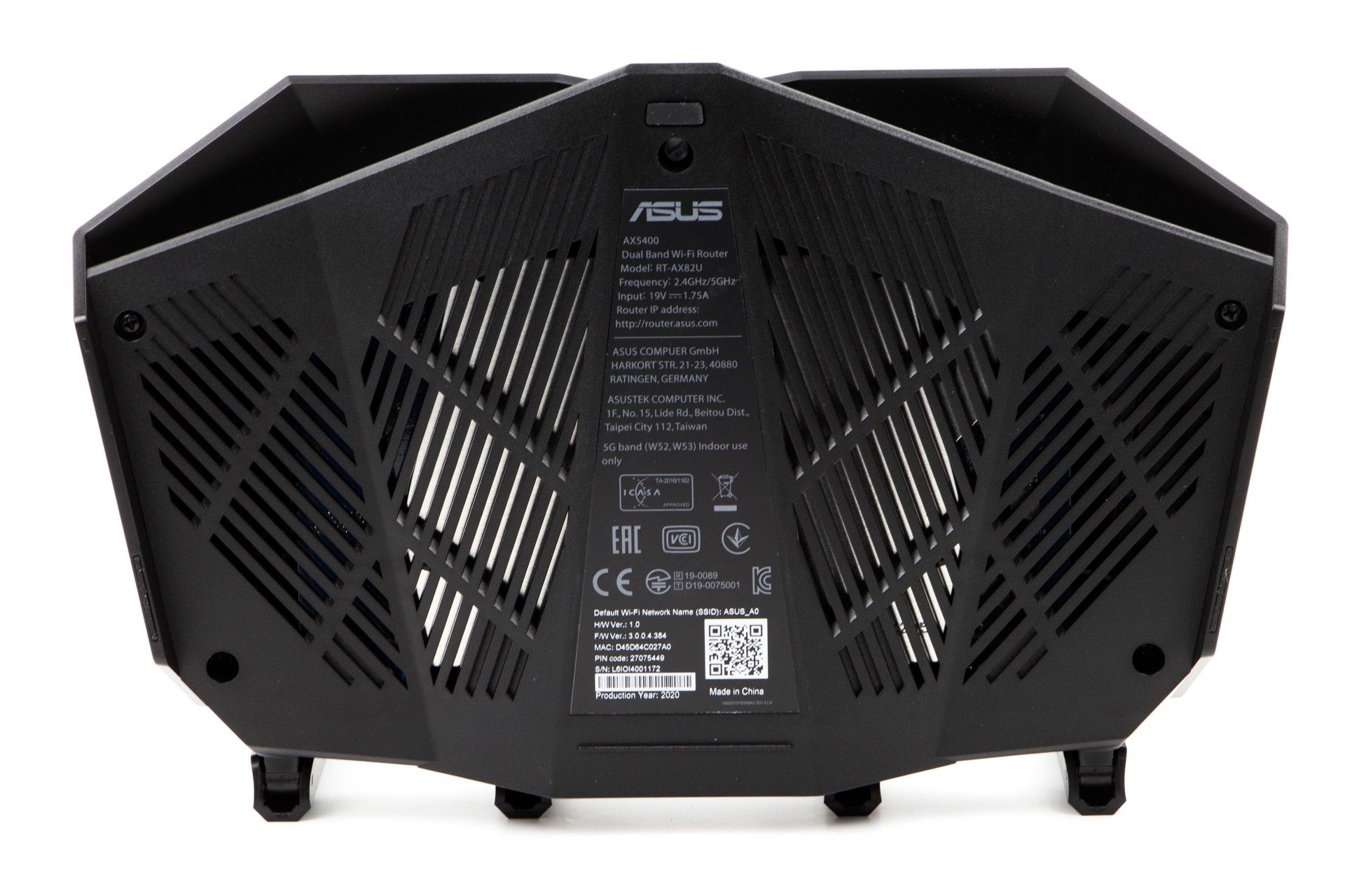 ASUS RT-AX82U - widok od spodu