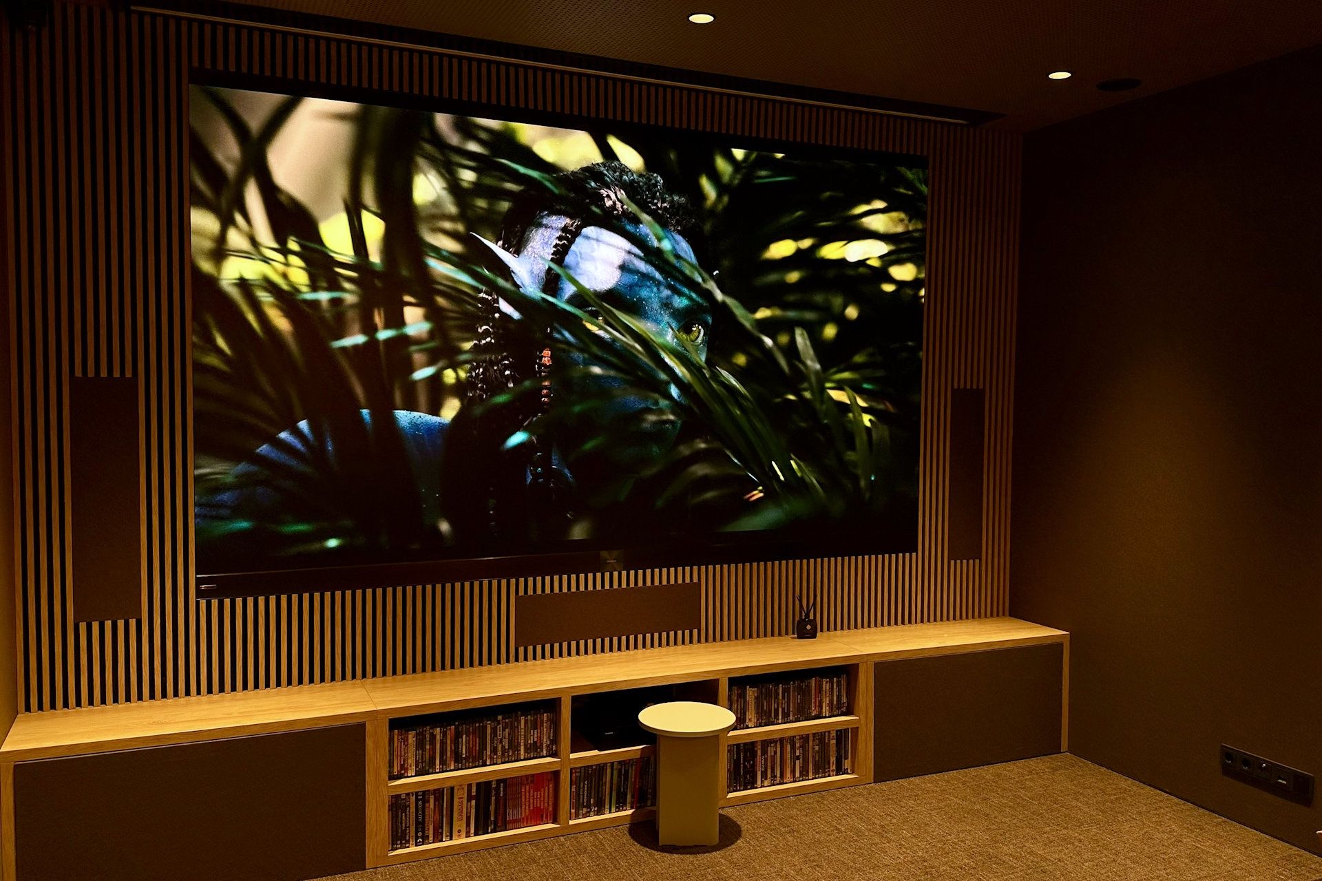 Hisense 136MX Micro LED - Film 1