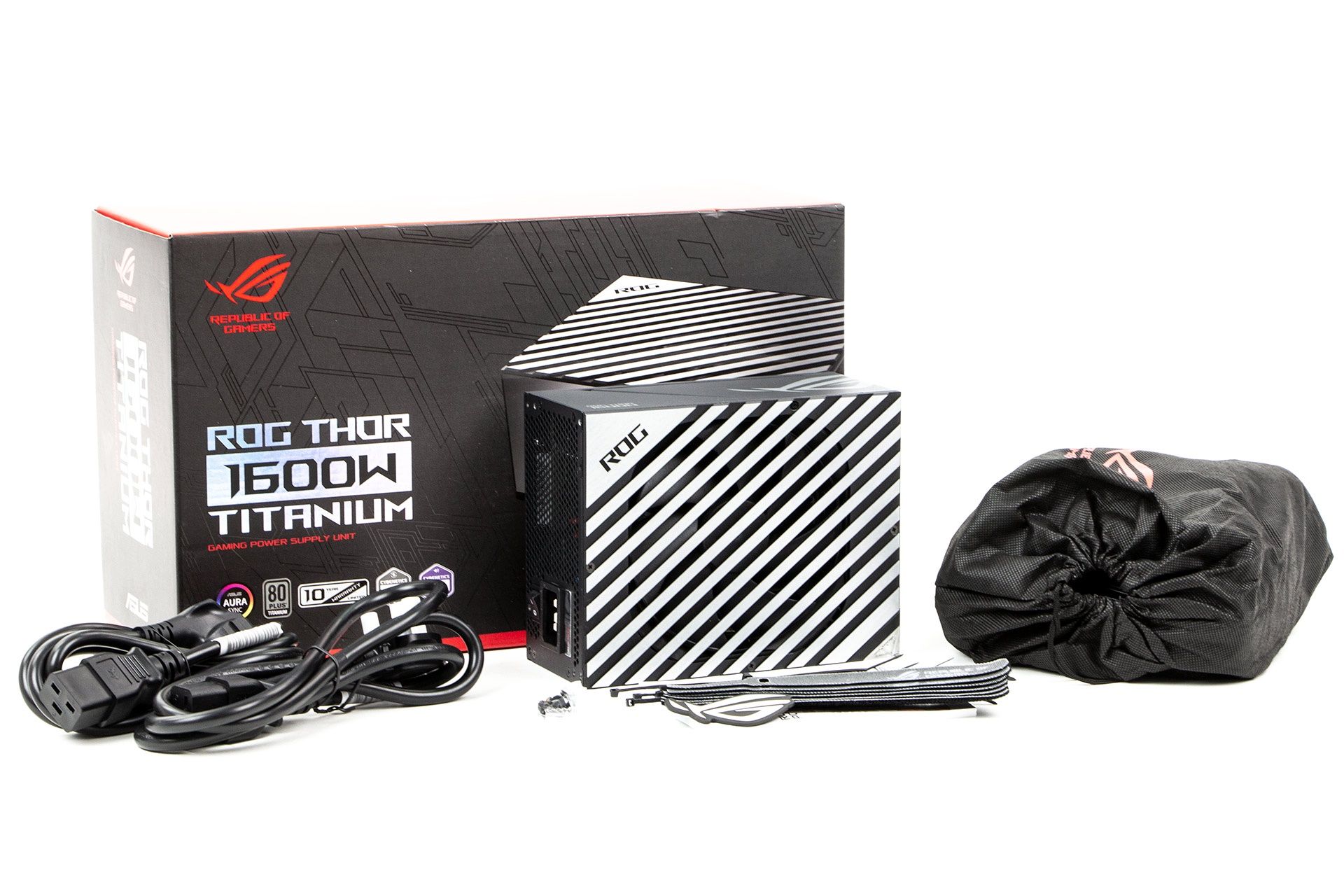 ASUS ROG THOR Titanium 1600 W - zawartość zestawu