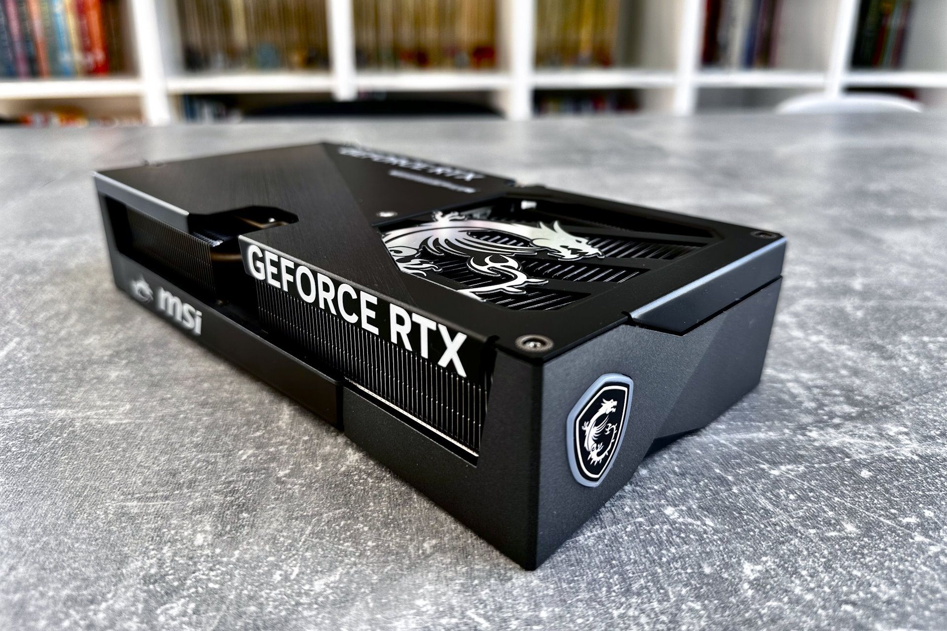 MSI GeForce RTX 5060 Ti Gaming OC - zdobienia