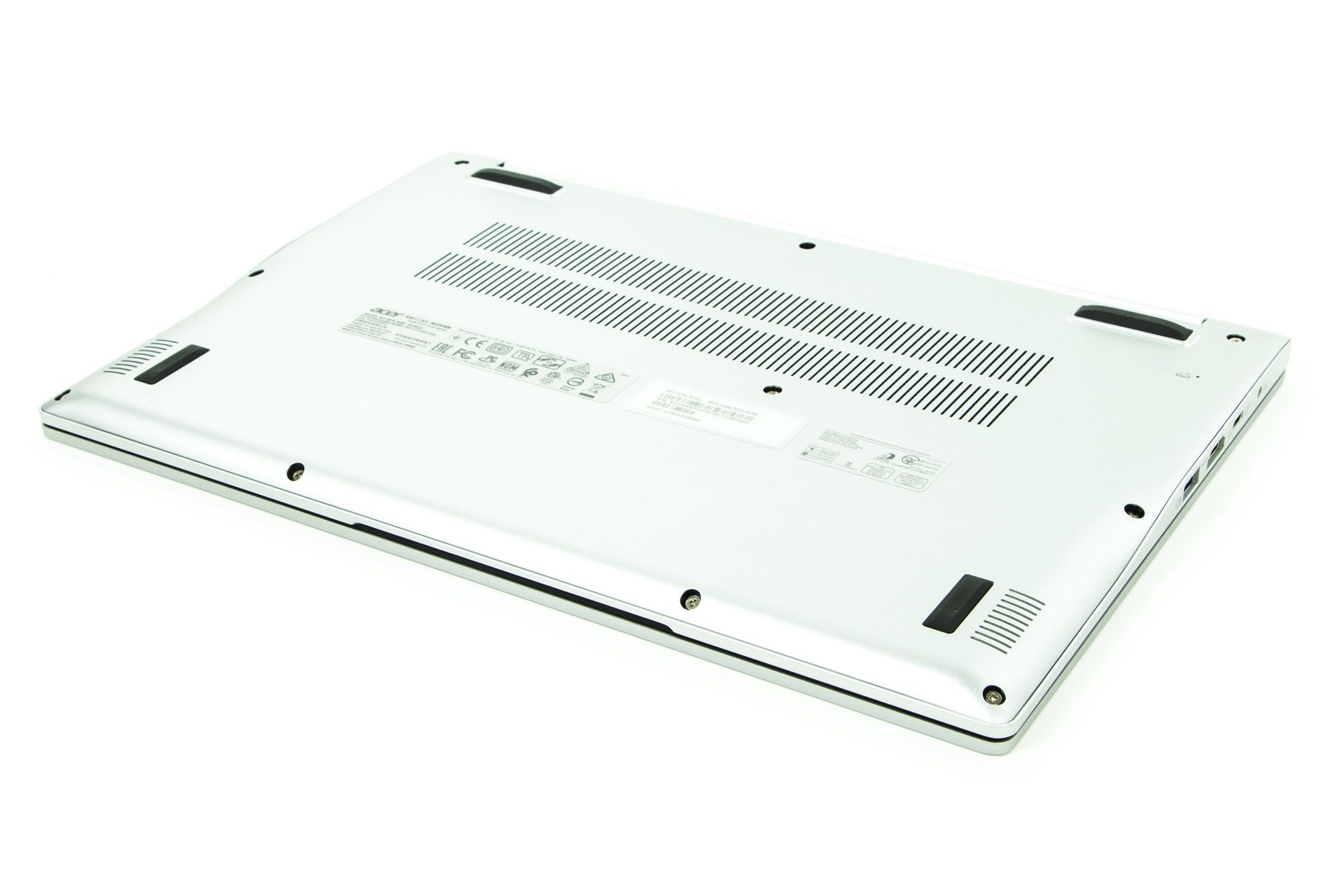 Acer Swift 3 od dołu