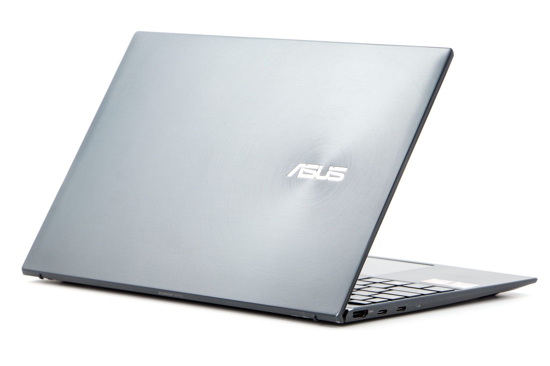 ASUS ZenBook UM325S - niewielki i zgrabny