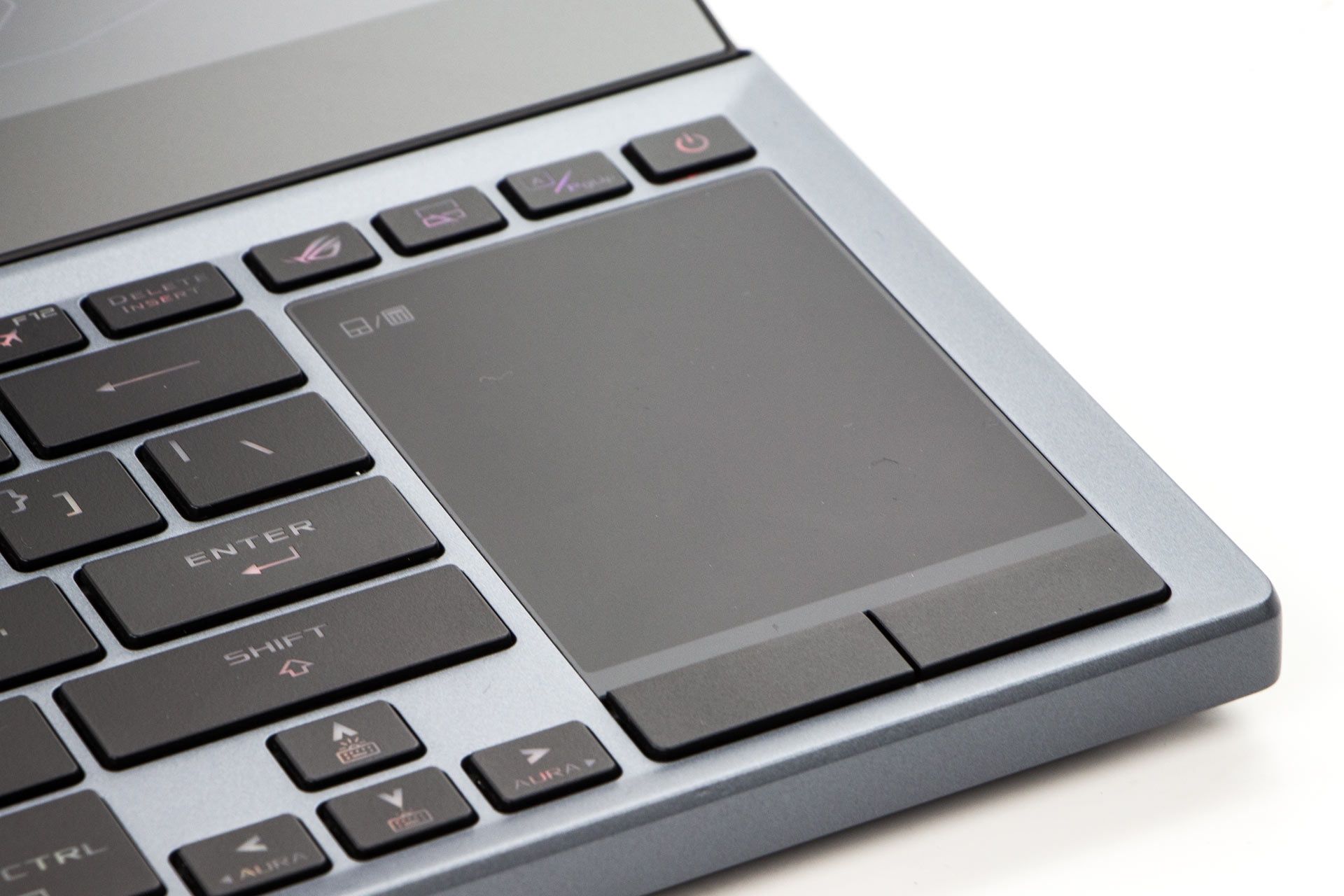 ASUS ROG Zephyrus Duo 15 GX550L - touchpad