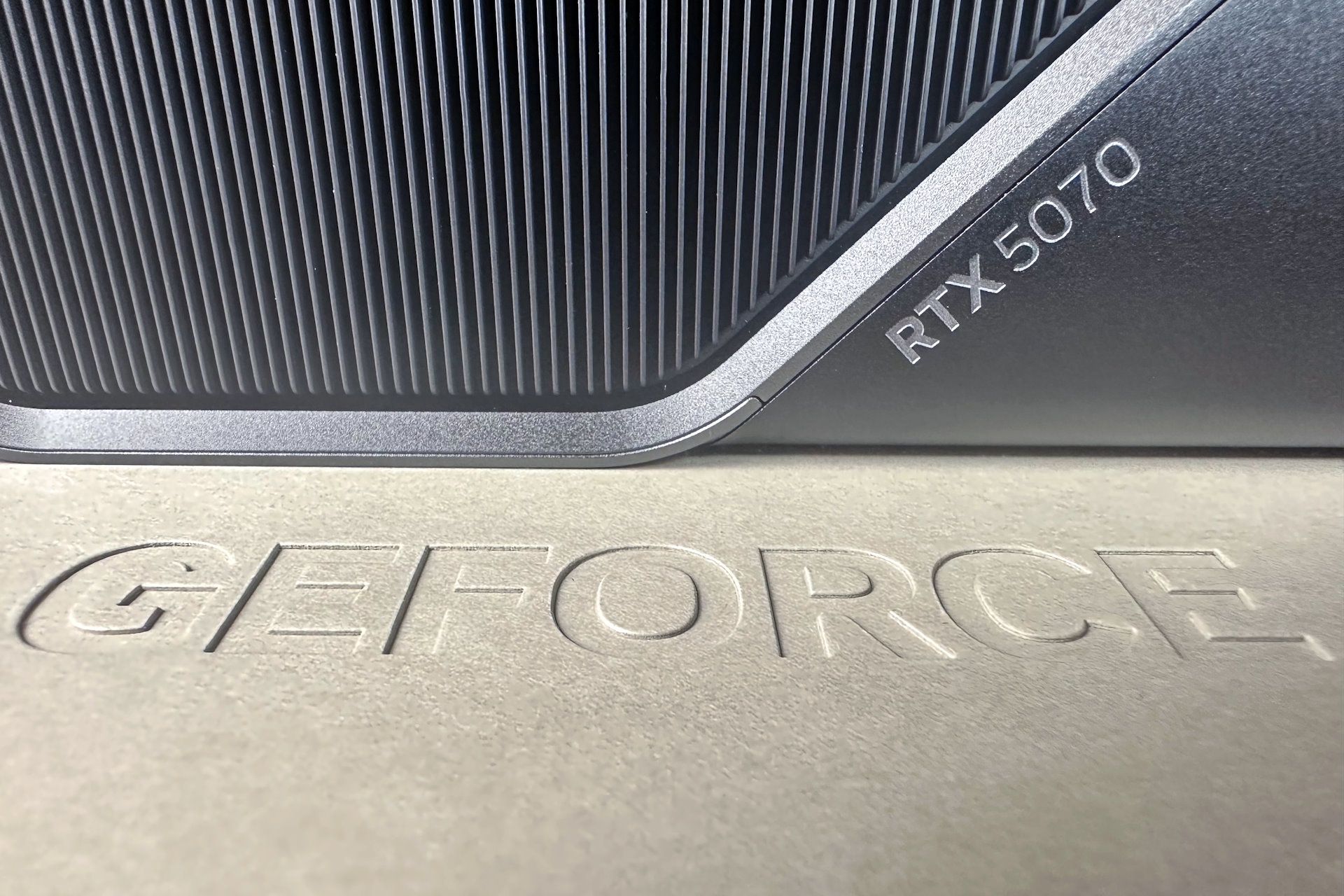 NVIDIA GeForce RTX 5070 Founders Edition - jakość wykonania