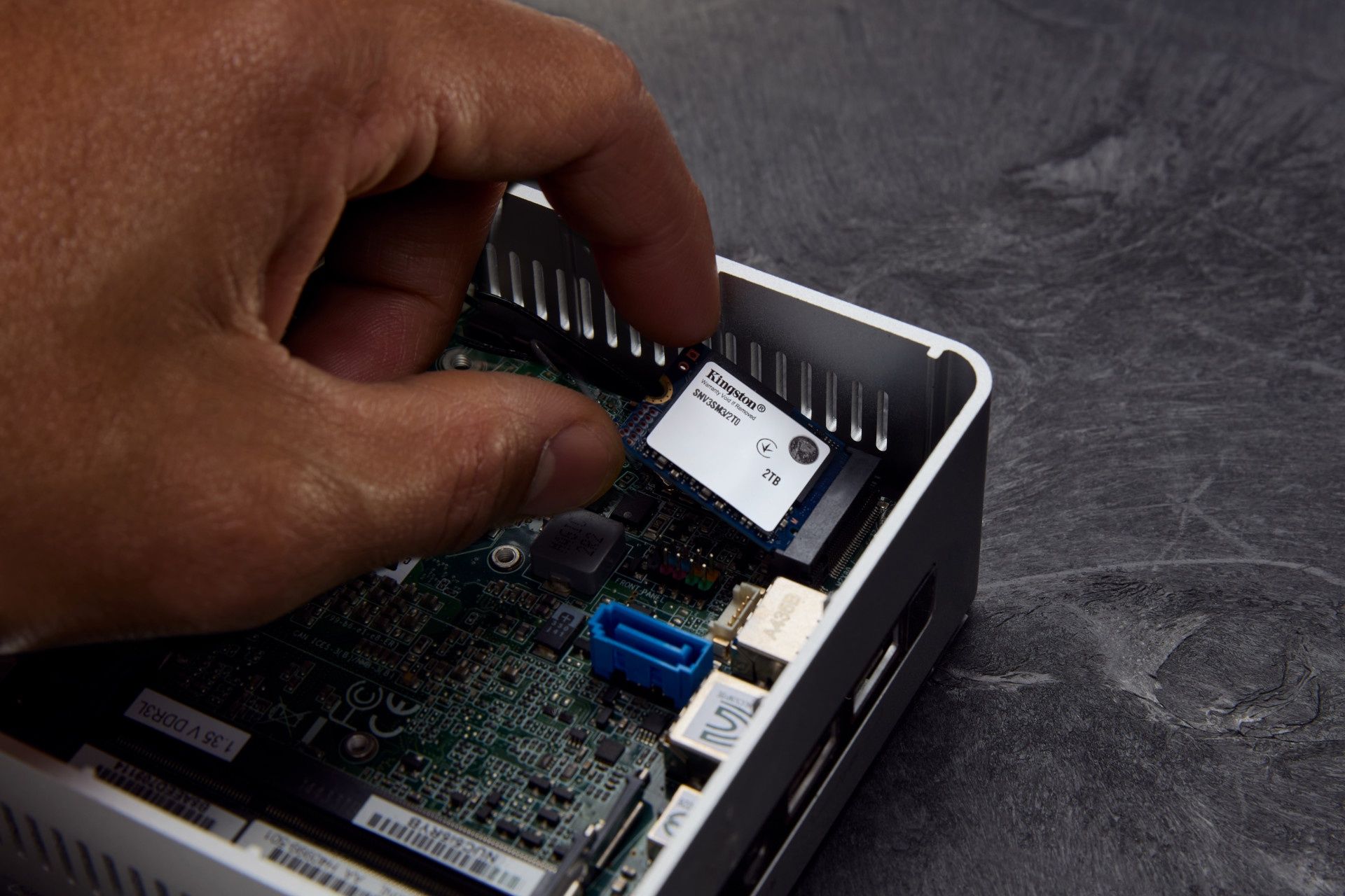 Dysk SSD Kingston NV3 typu M.2 2230