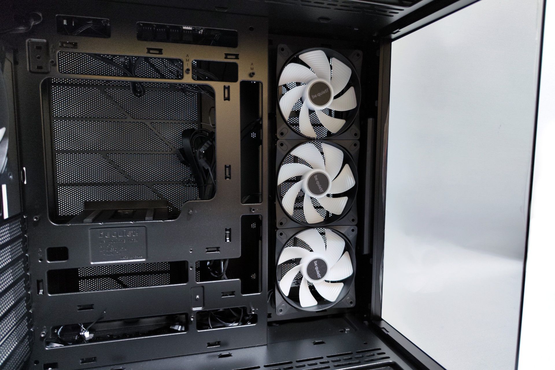 be quiet! Light Base 600 LX