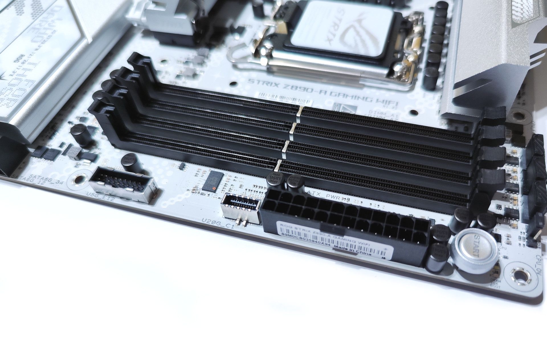 ASUS ROG Strix Z890-A Gaming WIFI