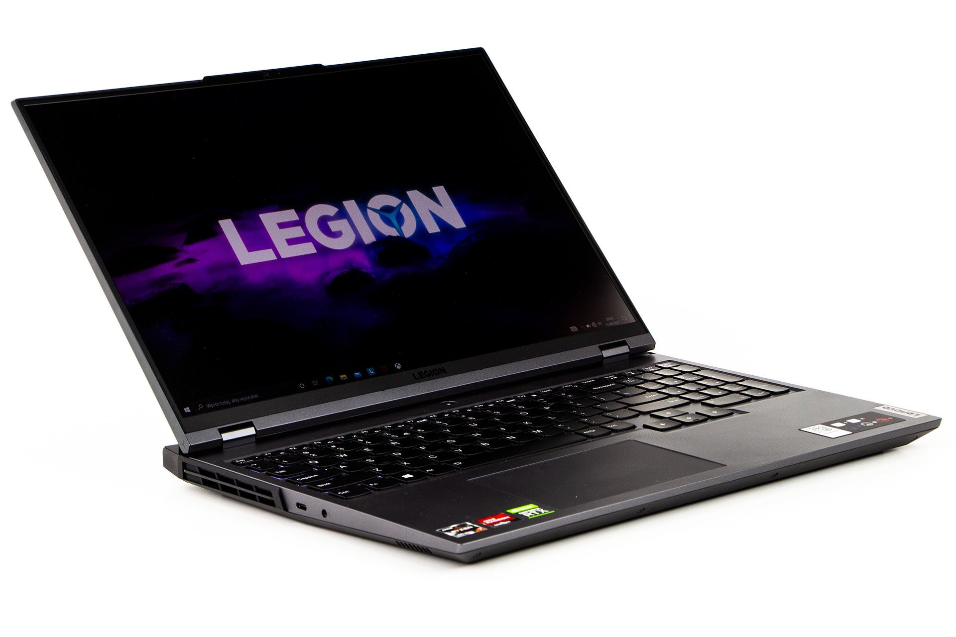 Lenovo Legion 5 Pro - z drugiego półprofilu