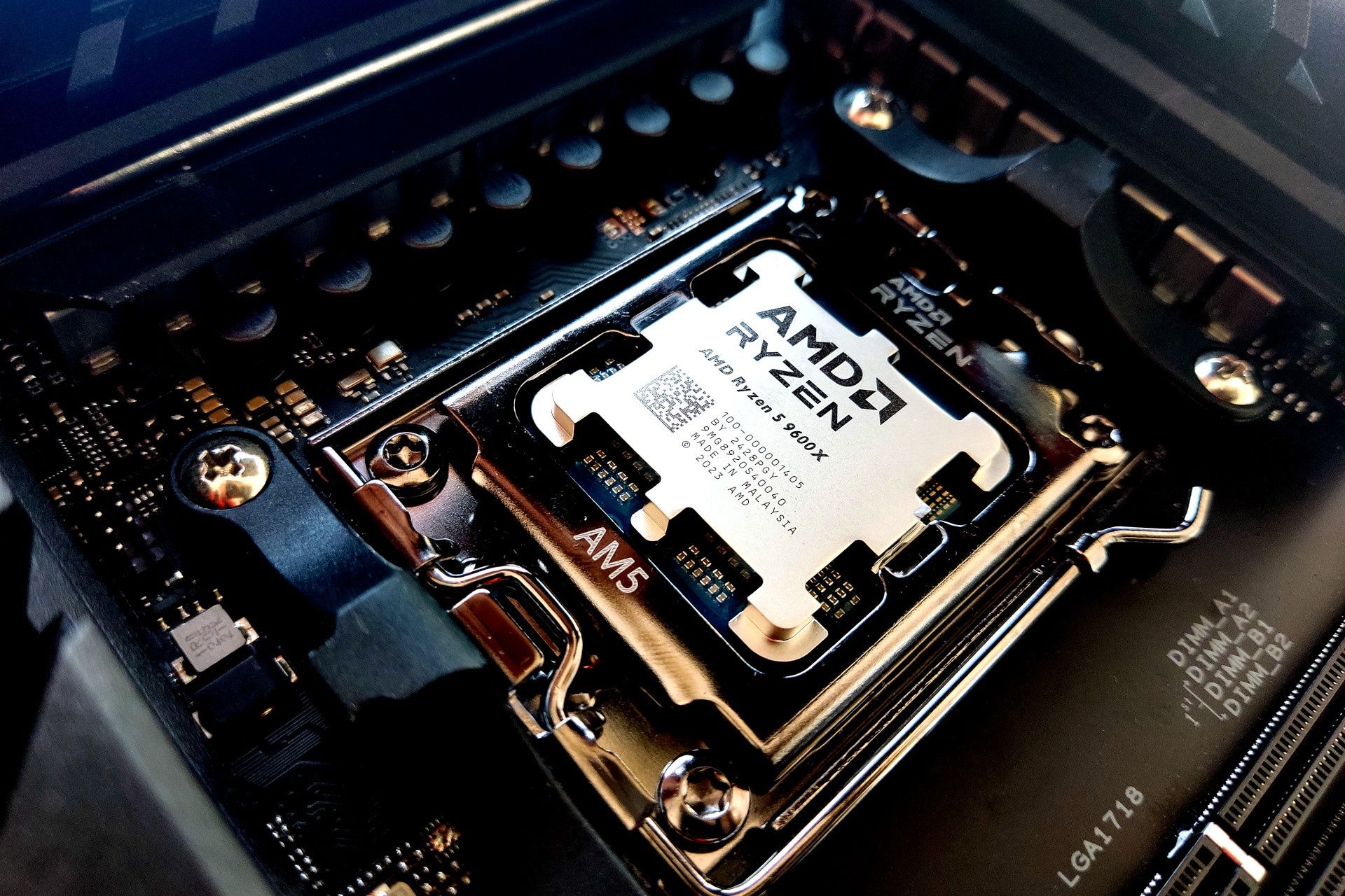 AMD Ryzen 5 9600X