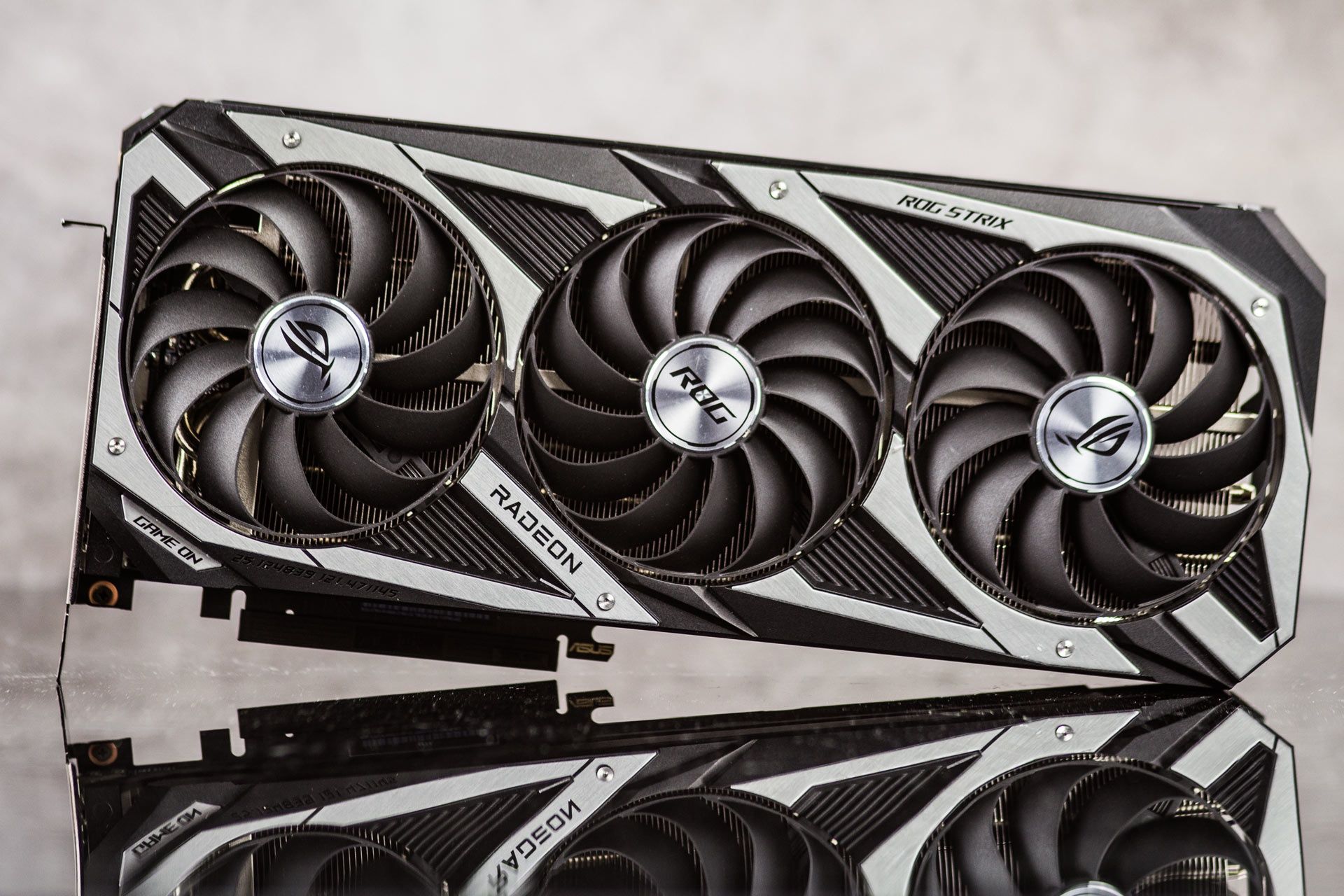 ASUS ROG STRIX RX 6800 OC