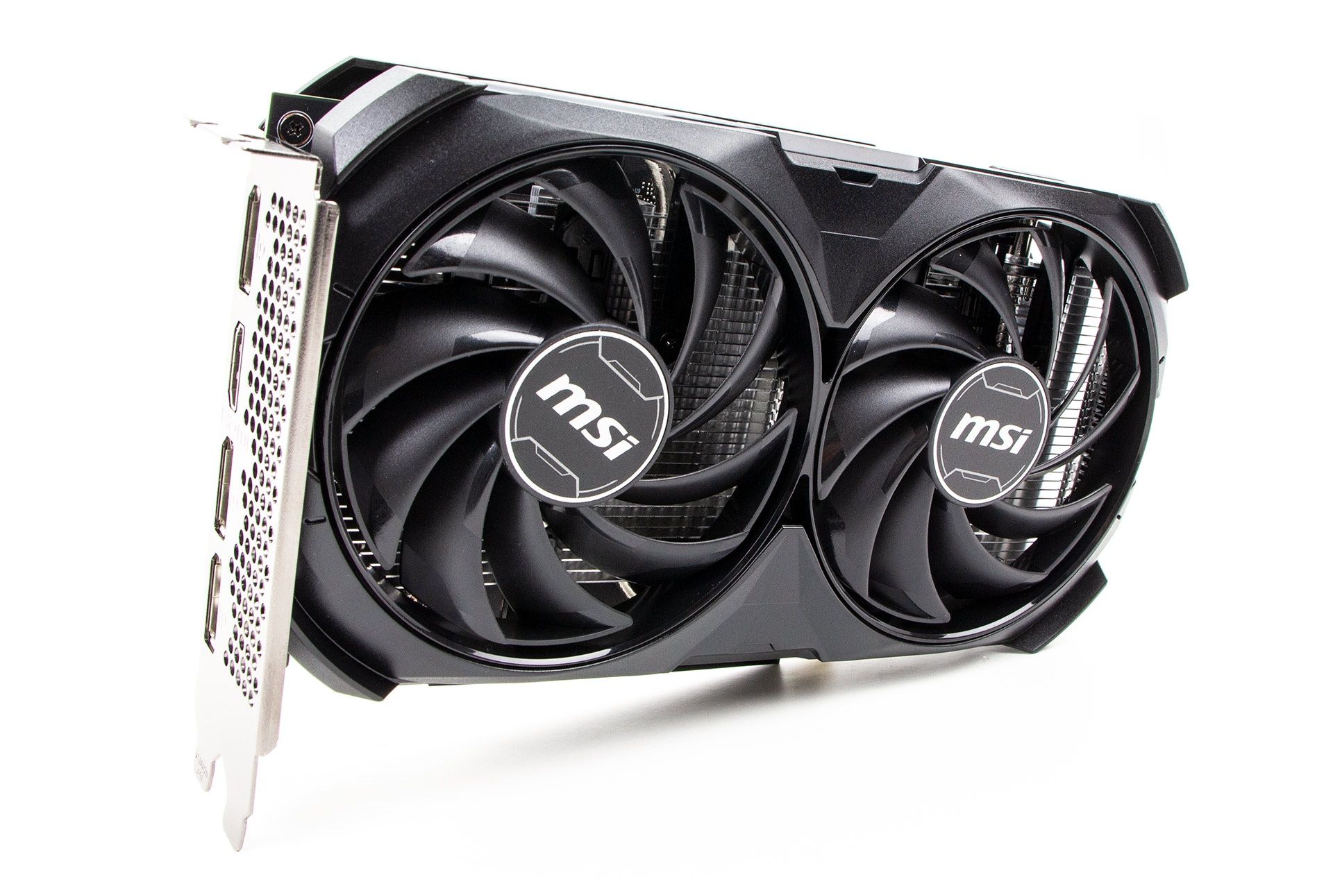 MSI GeForce RTX 4060 Ventus 2X - z profilu