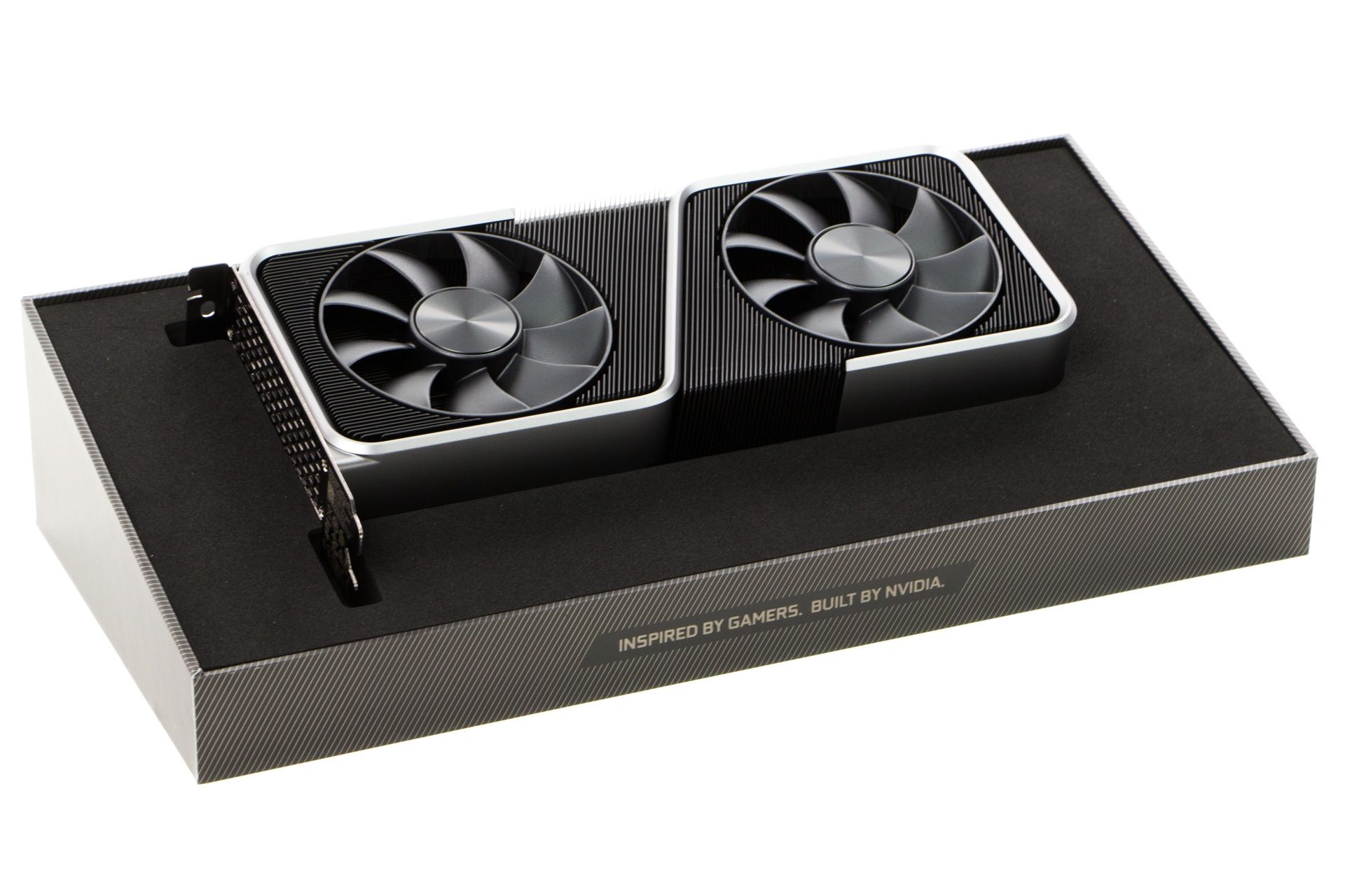 NVIDIA GeForce RTX 3070 FE - w pudełku